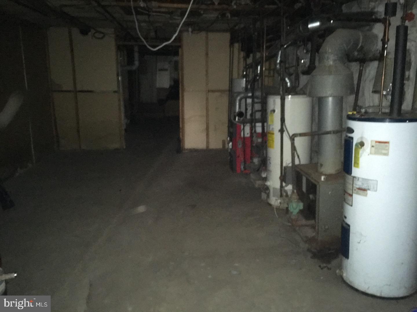 HUNTING PARK - Residential Income