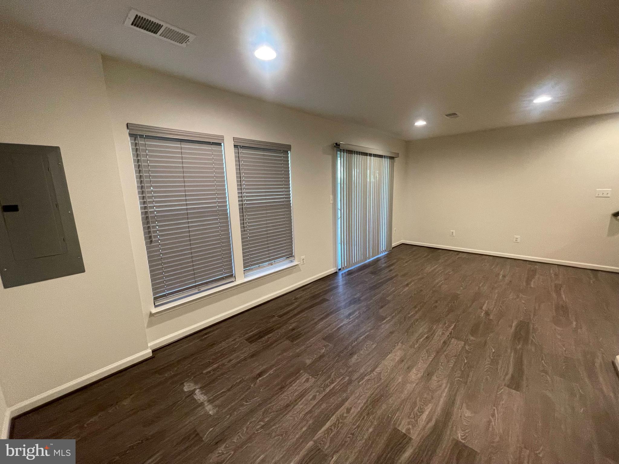 MANASSAS - Residential Lease