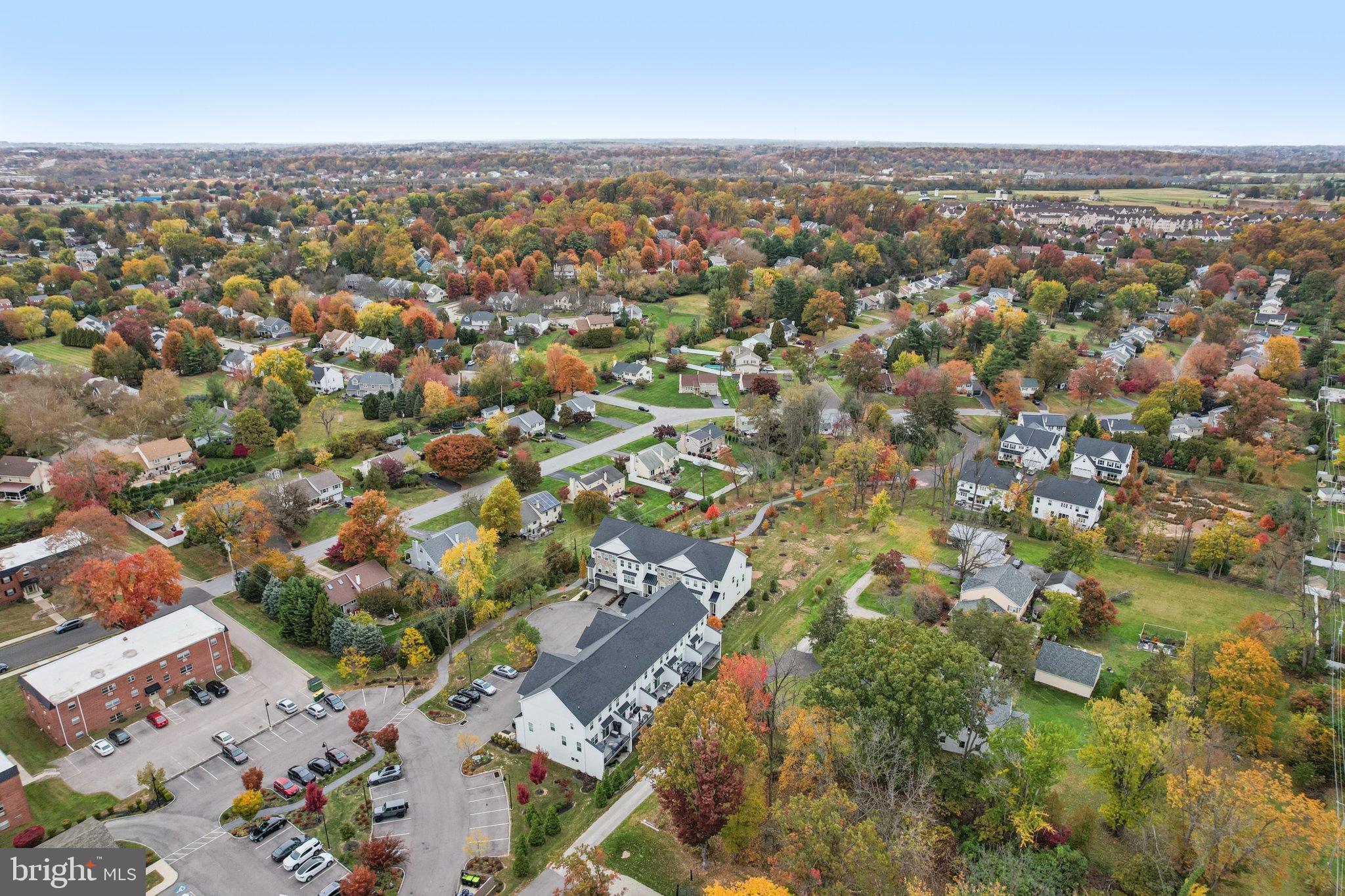 LAFAYETTE HILL - Residential