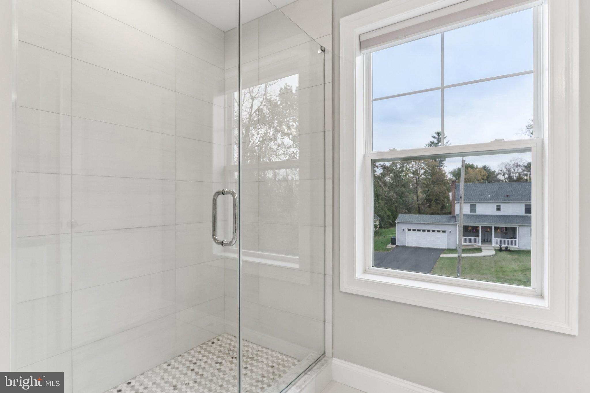 LAFAYETTE HILL - Residential