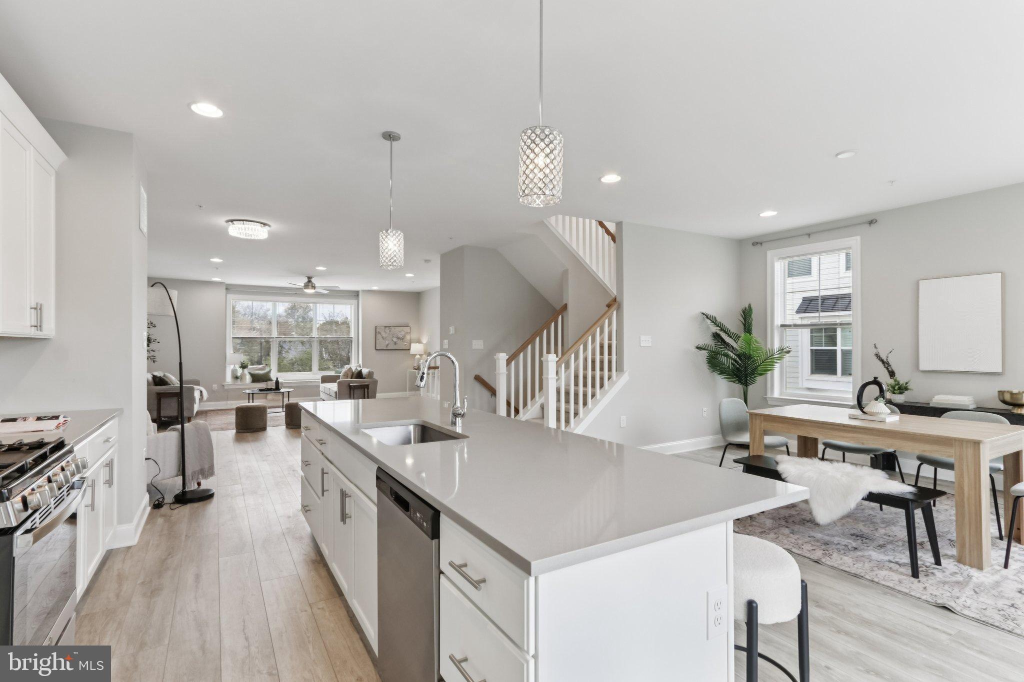 LAFAYETTE HILL - Residential