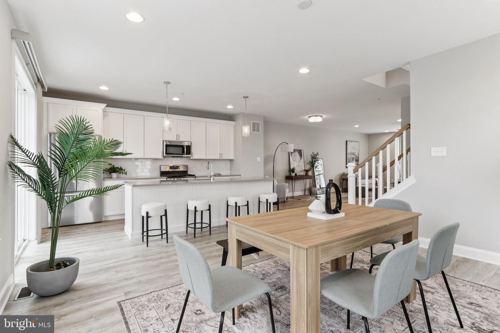 LAFAYETTE HILL - Residential