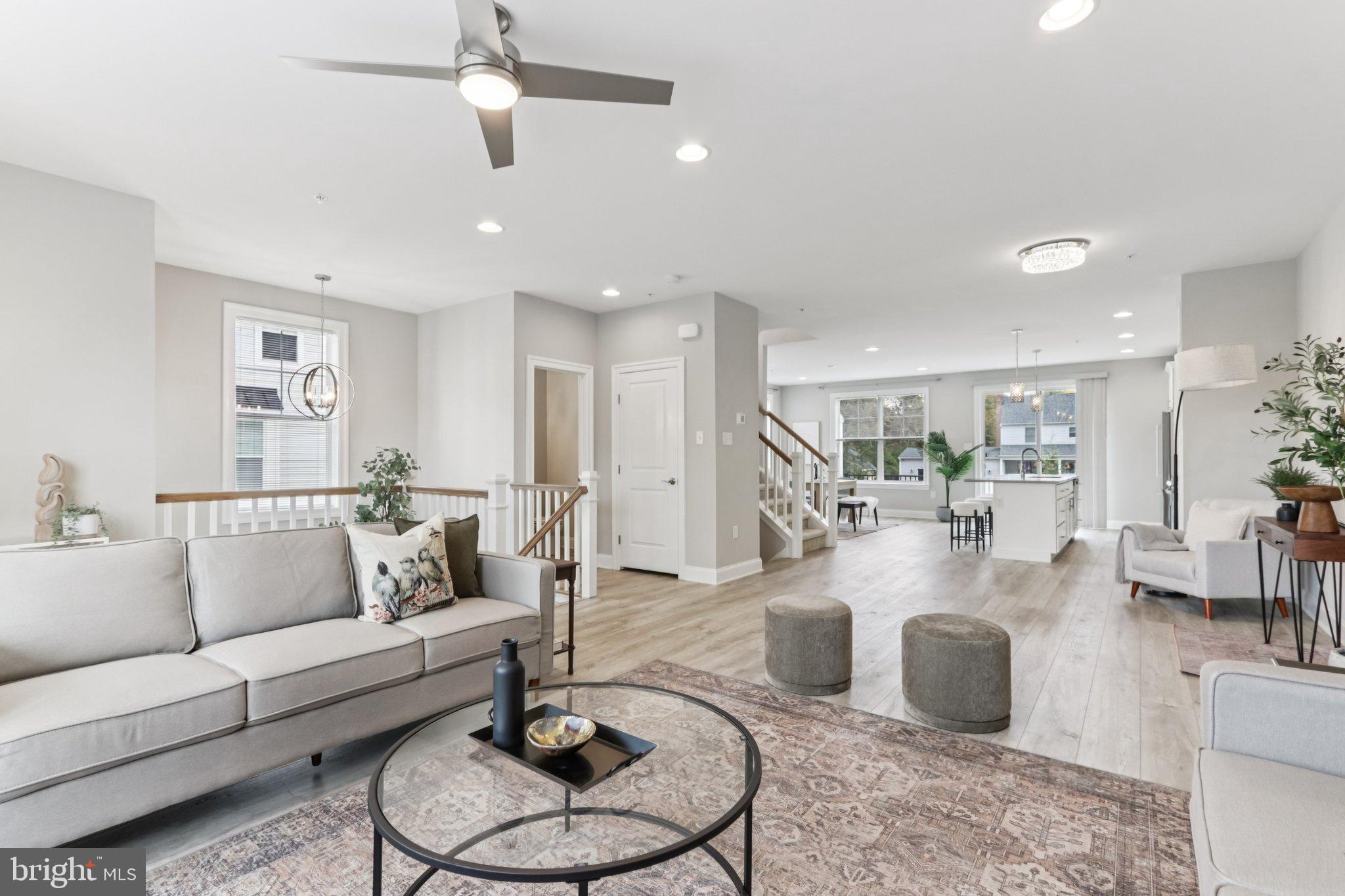 LAFAYETTE HILL - Residential