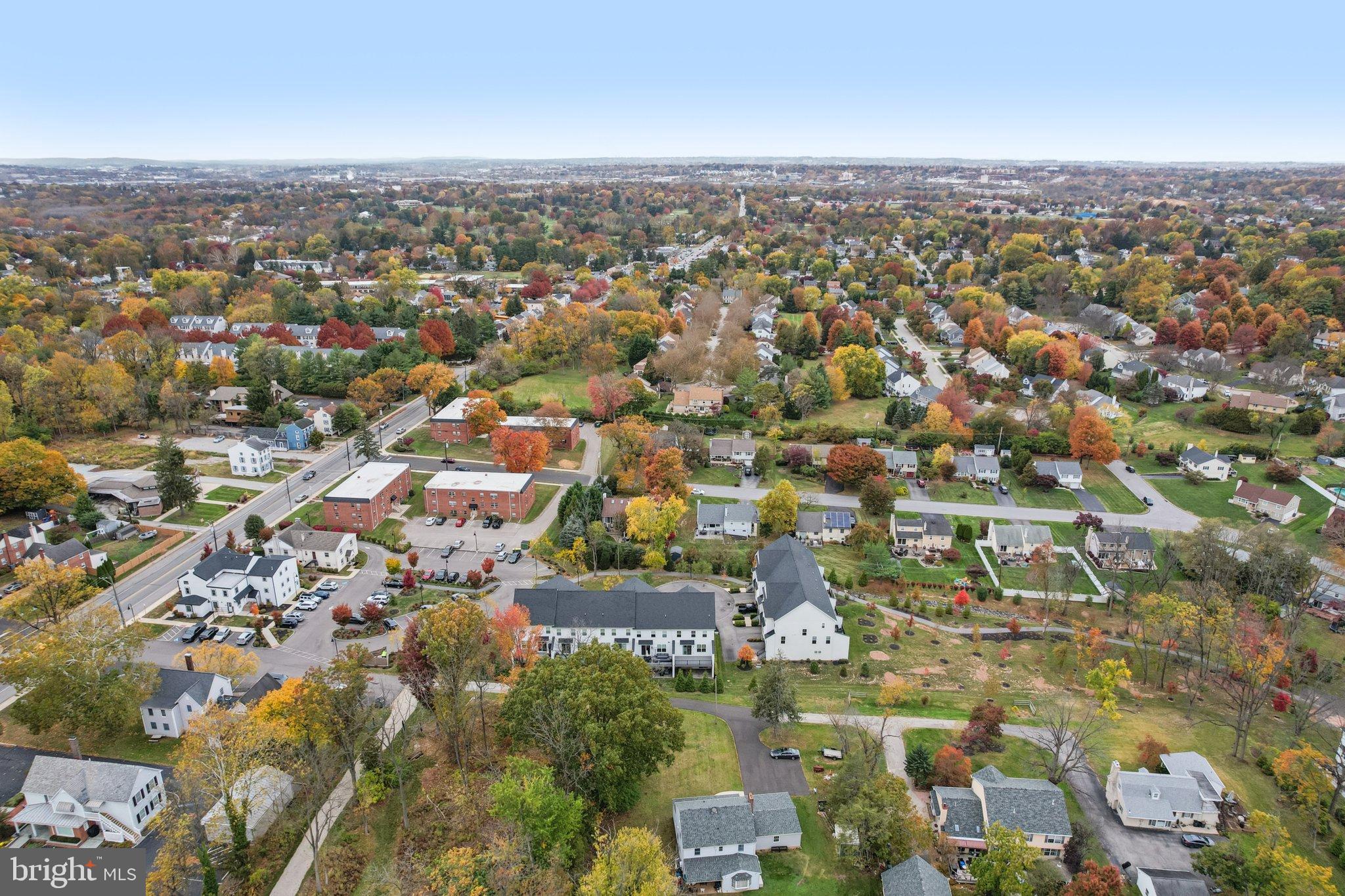 LAFAYETTE HILL - Residential