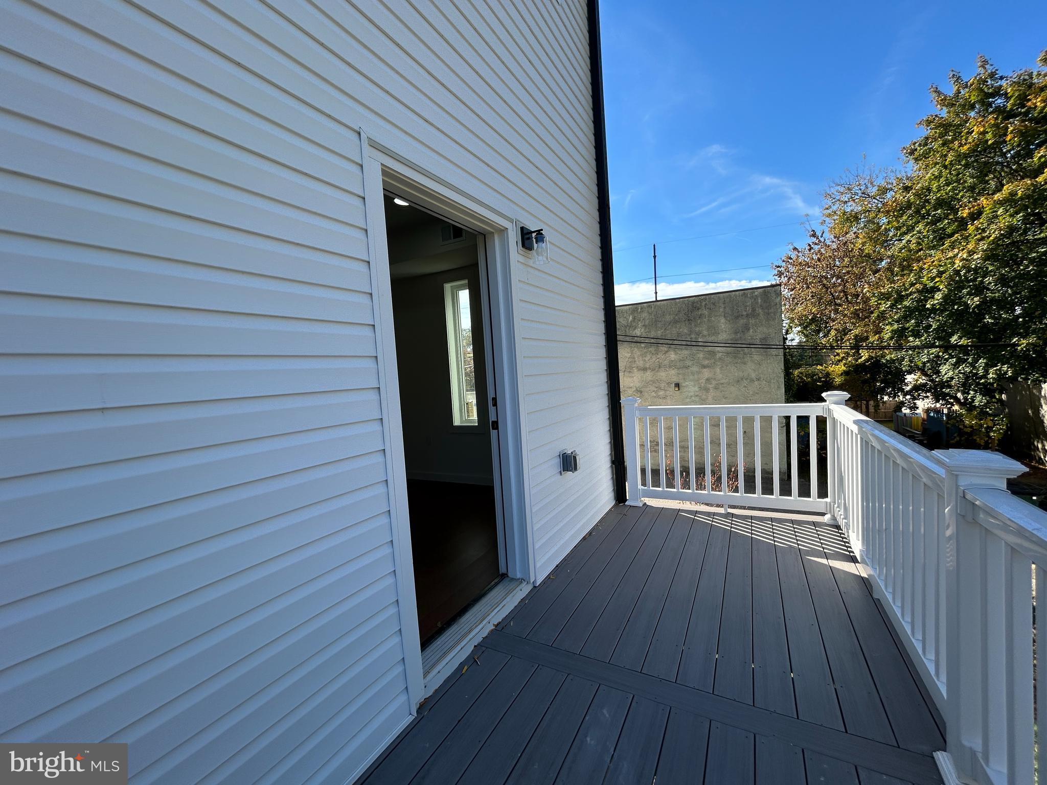 GLENSIDE - Residential Lease