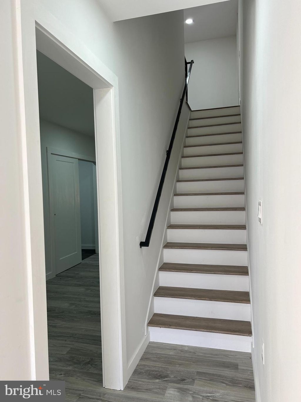 Photo of 122 Jackson Ave, GLENSIDE, PA 19038 (MLS # PAMC2159936)