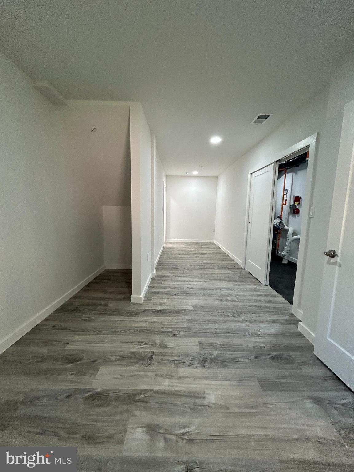 GLENSIDE - Residential Lease