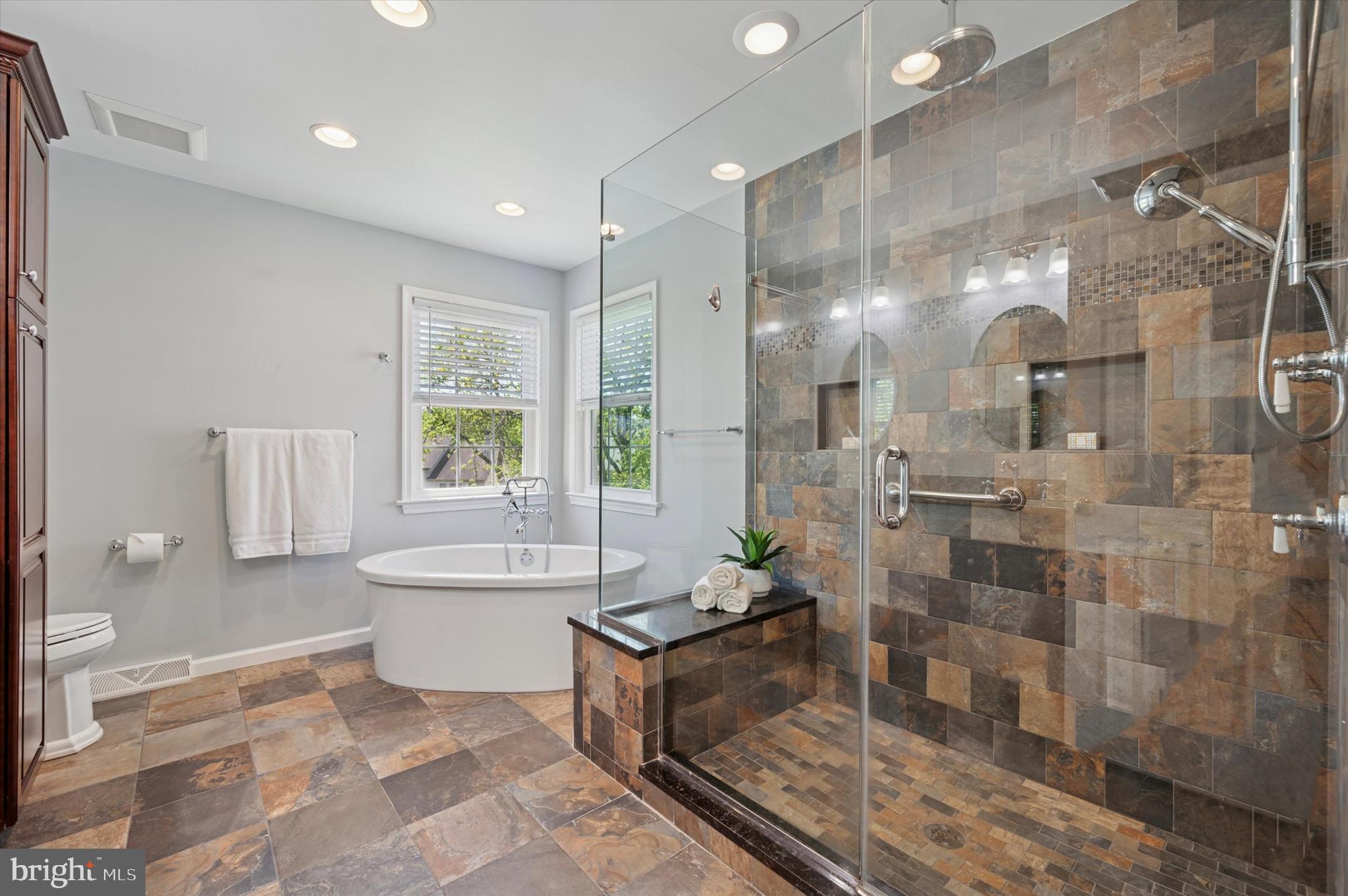 OLD MILL POINTE - Residential