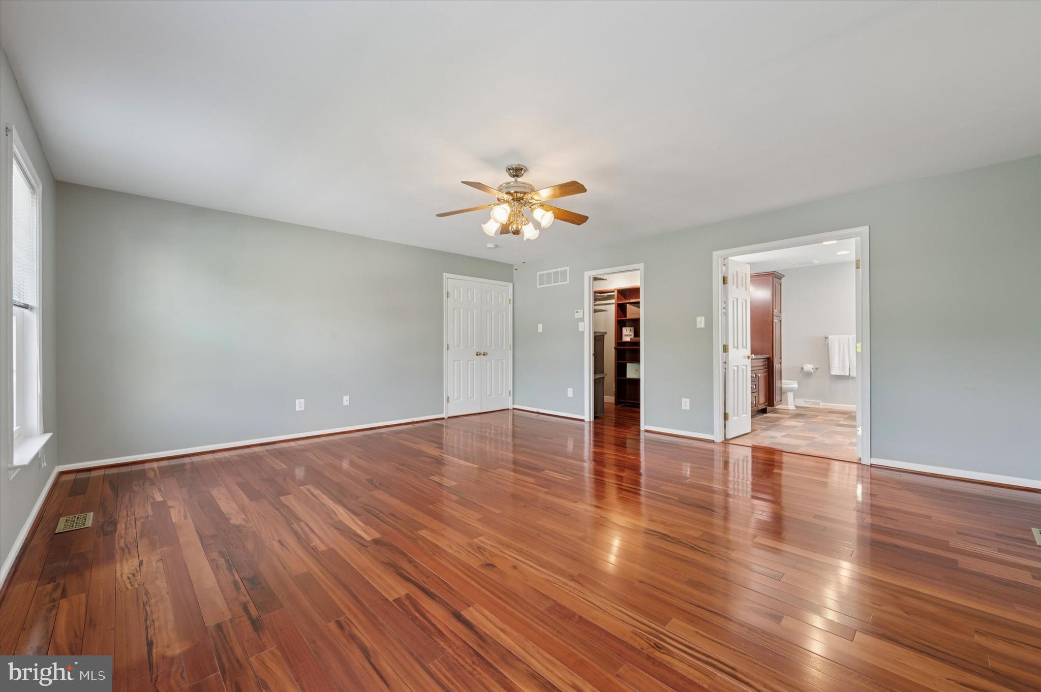 OLD MILL POINTE - Residential