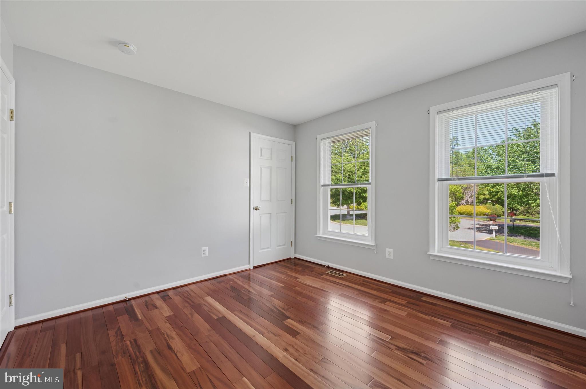 OLD MILL POINTE - Residential