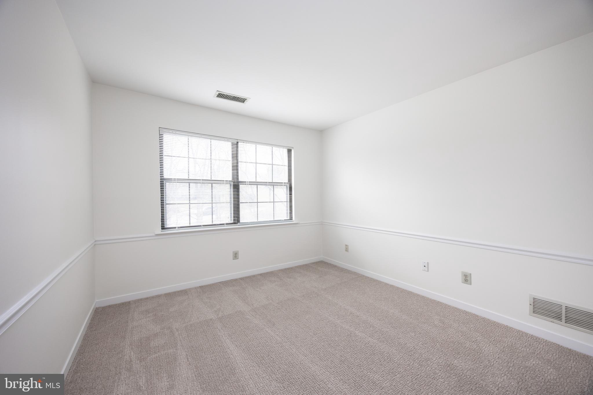 THE CROSSINGS AT EXT - Residential Lease