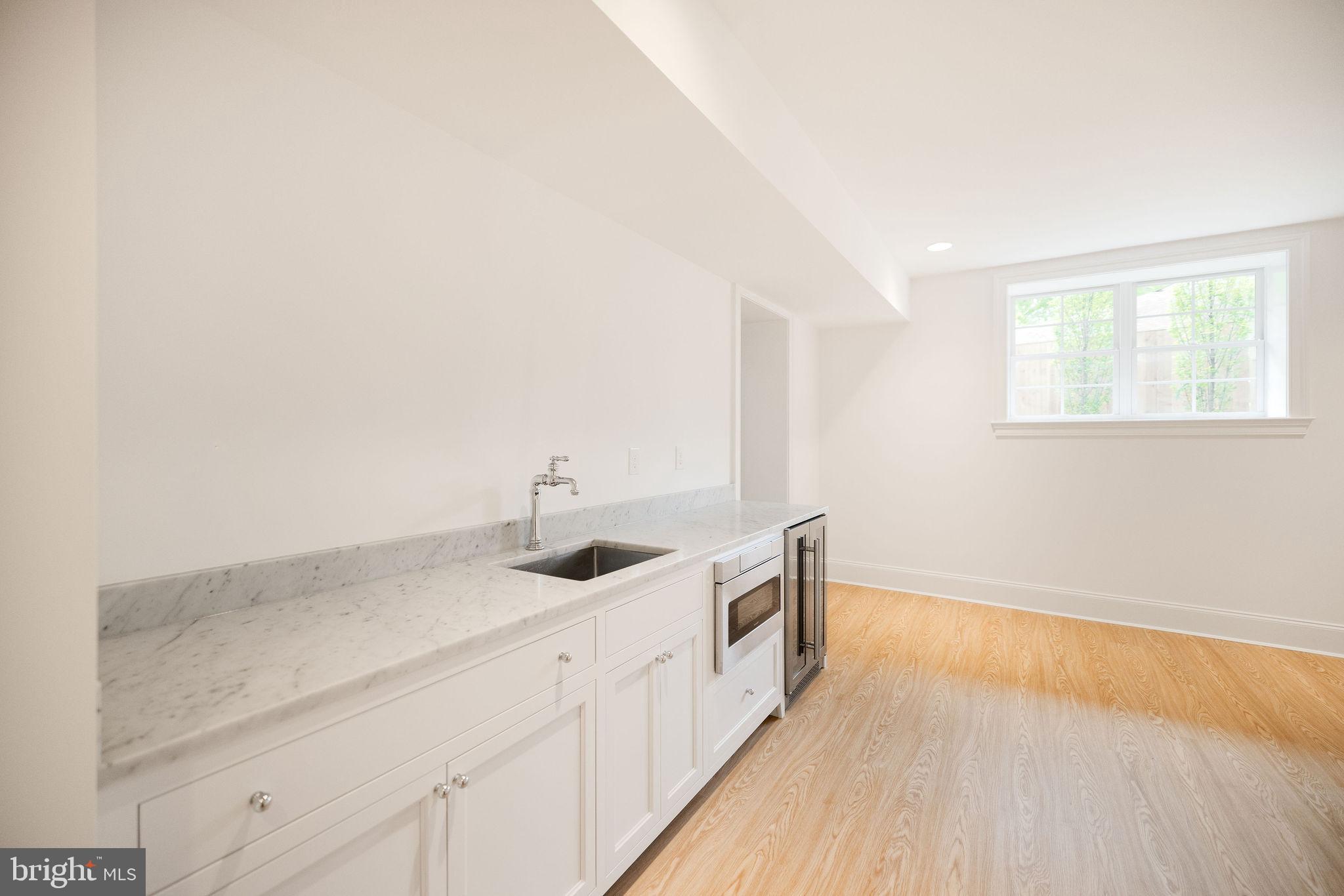 ROCK CREEK KNOLLS - Residential