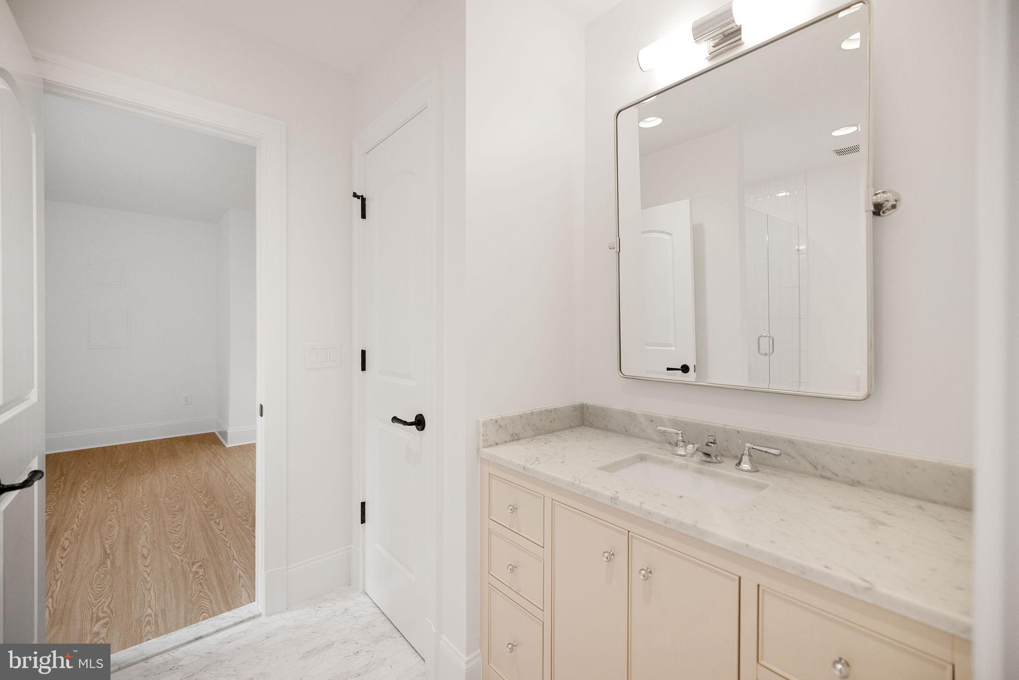 ROCK CREEK KNOLLS - Residential