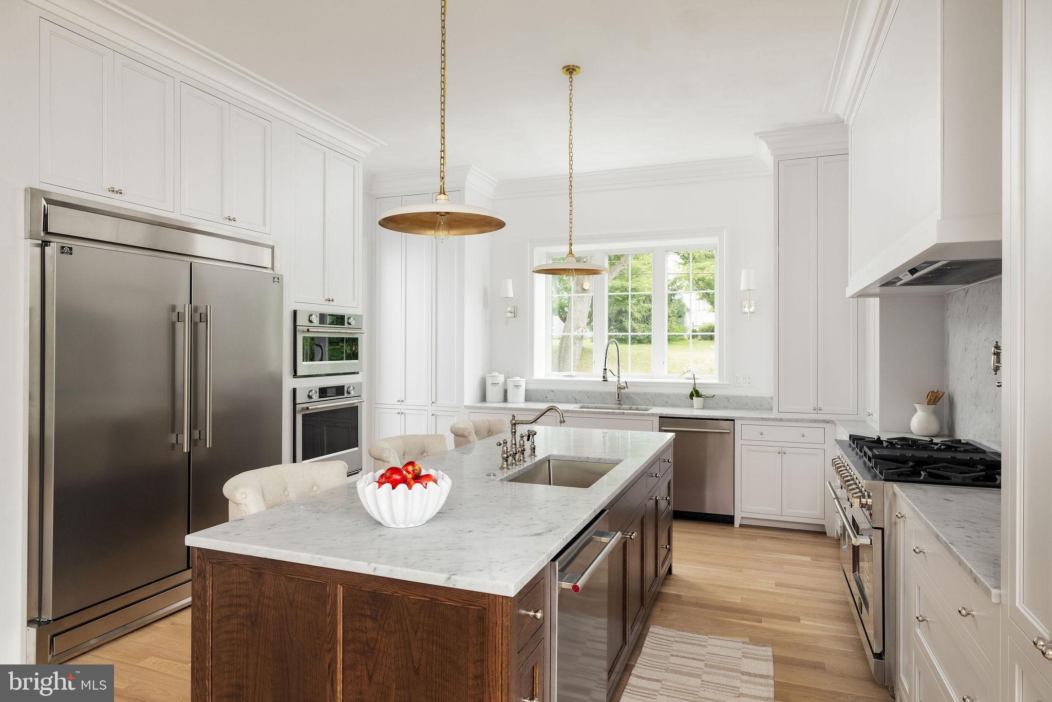 ROCK CREEK KNOLLS - Residential