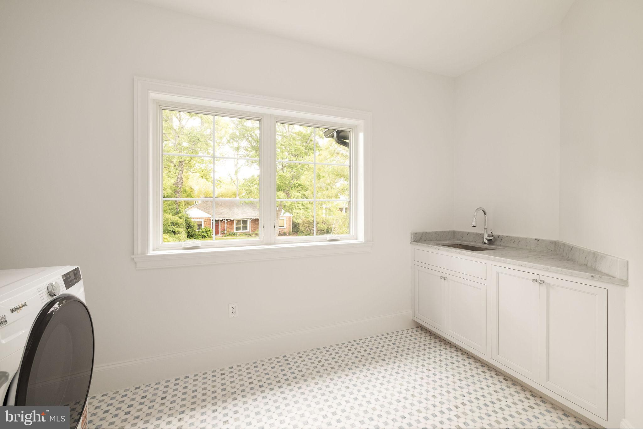ROCK CREEK KNOLLS - Residential