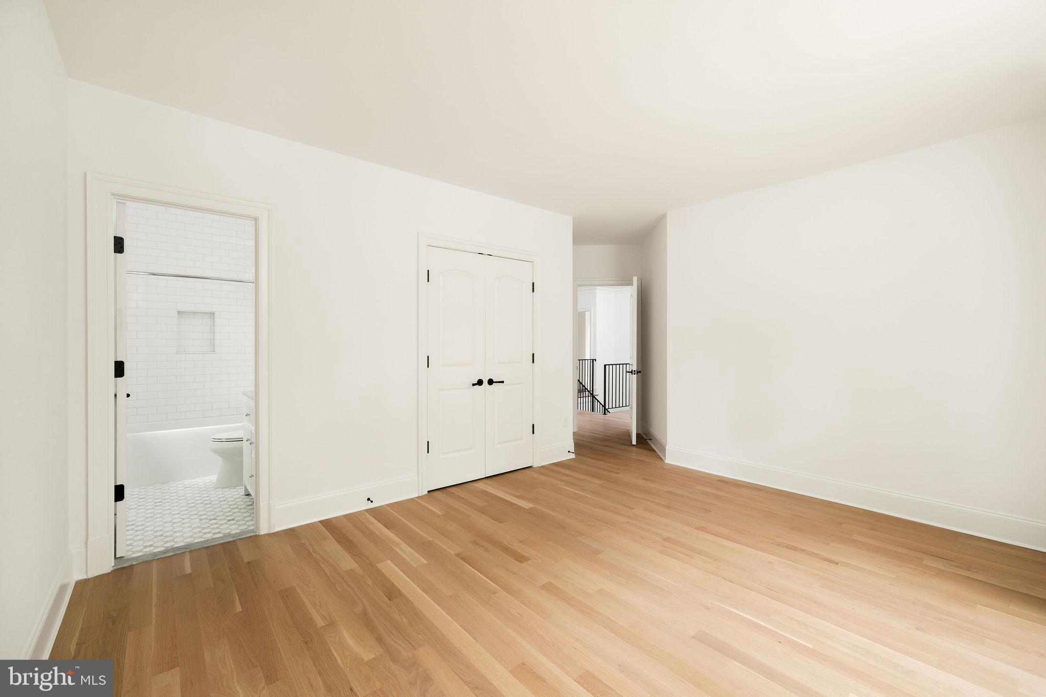 ROCK CREEK KNOLLS - Residential