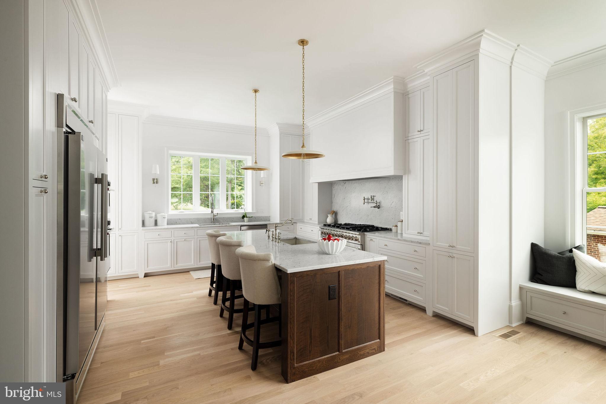 ROCK CREEK KNOLLS - Residential