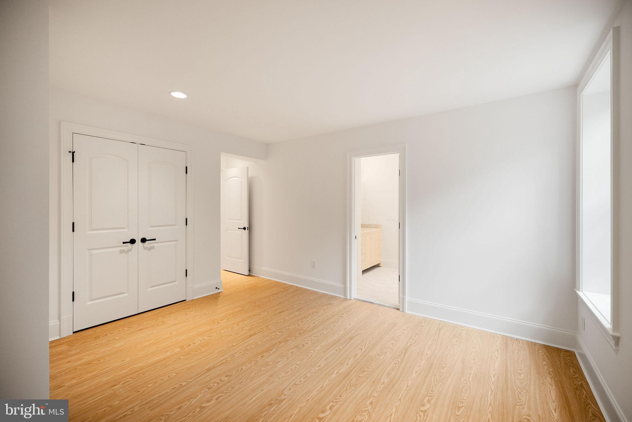 ROCK CREEK KNOLLS - Residential