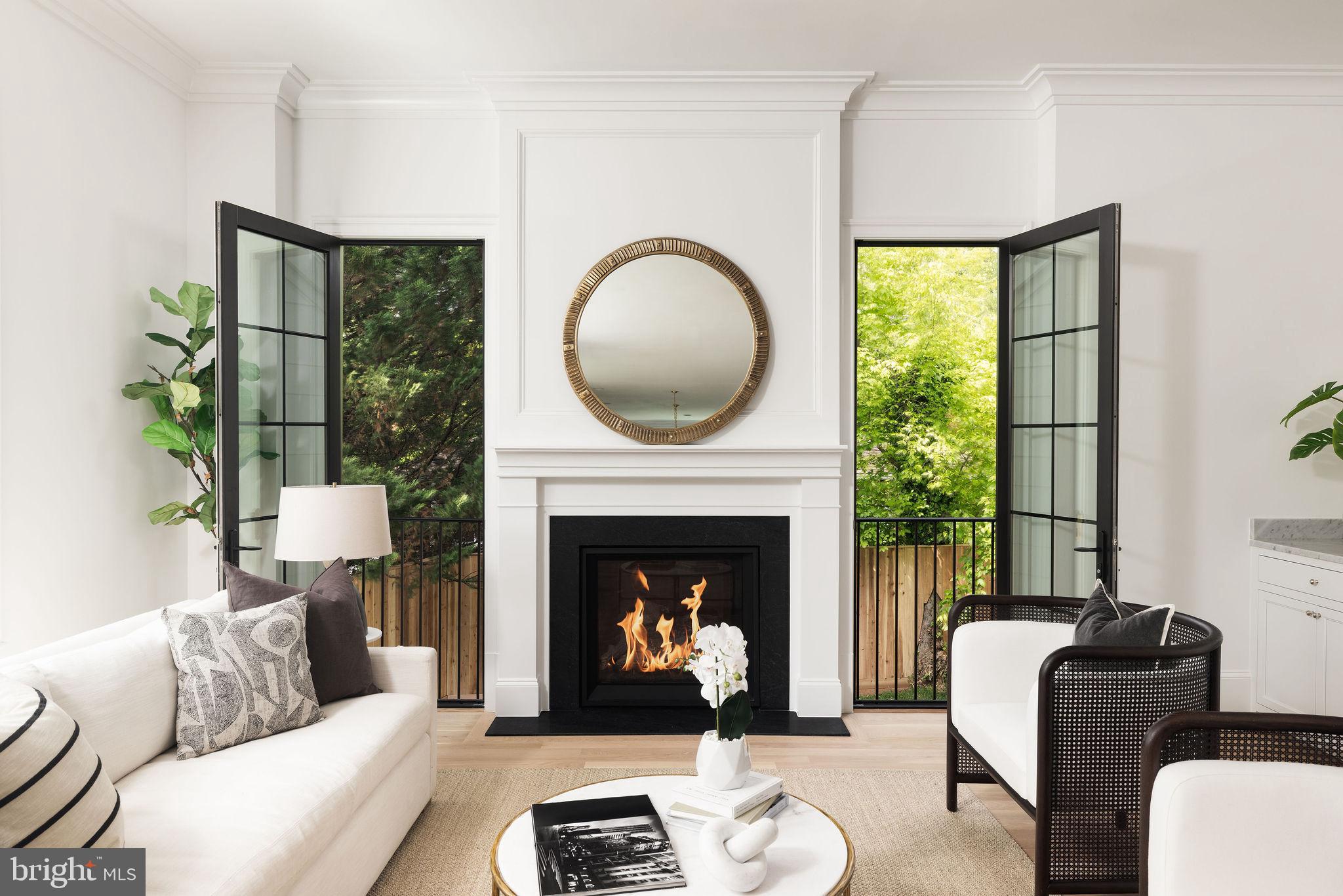 ROCK CREEK KNOLLS - Residential