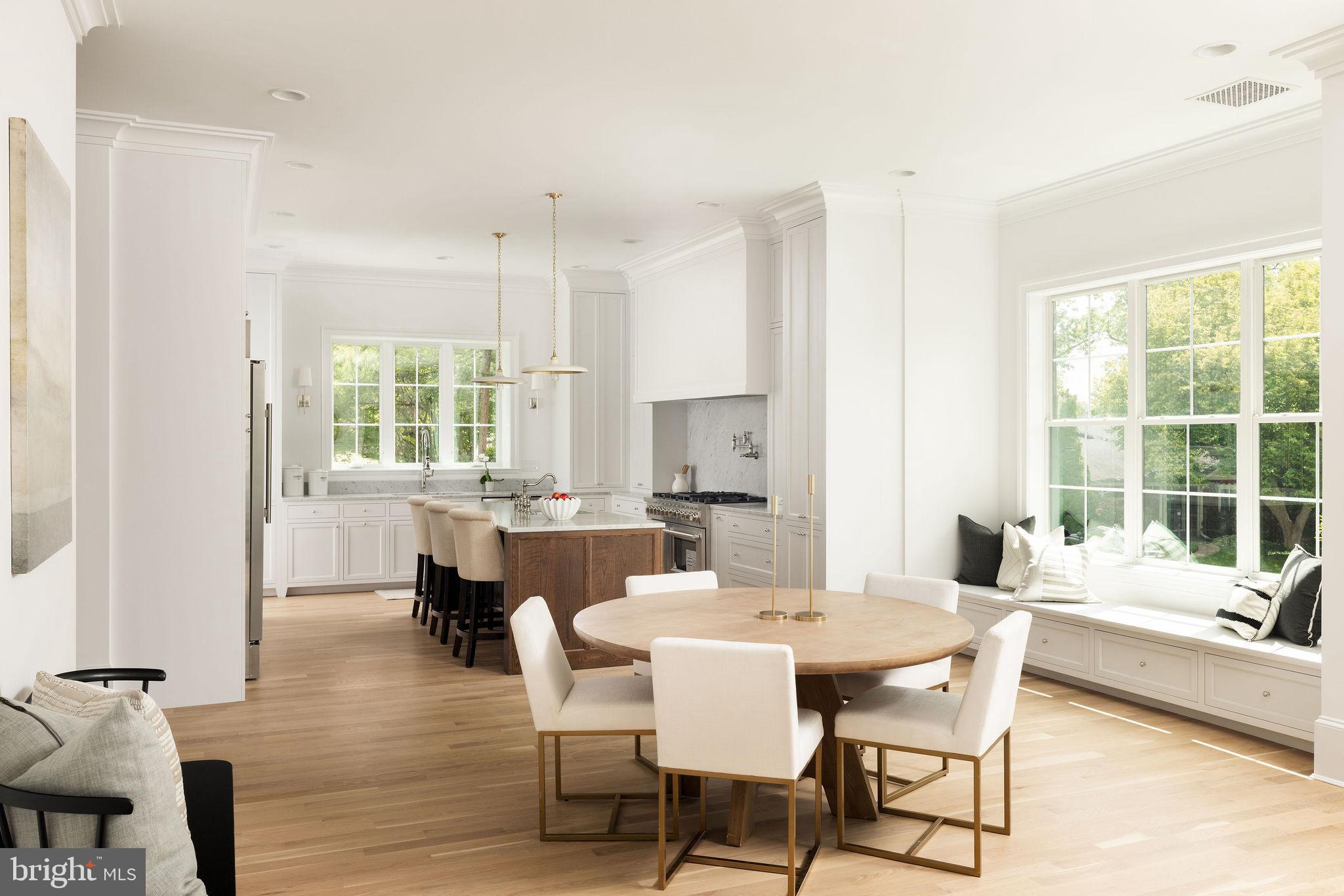 ROCK CREEK KNOLLS - Residential