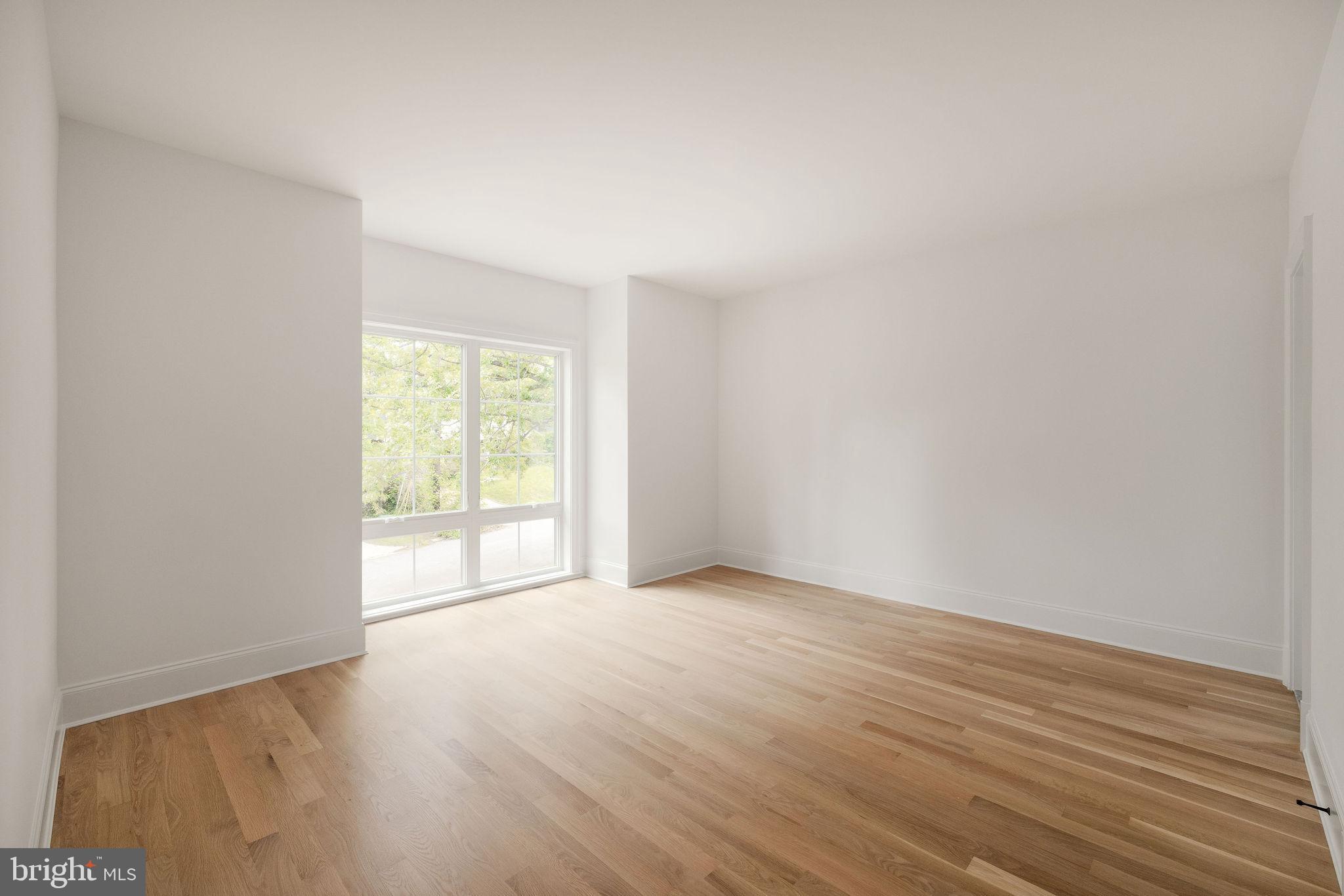 ROCK CREEK KNOLLS - Residential