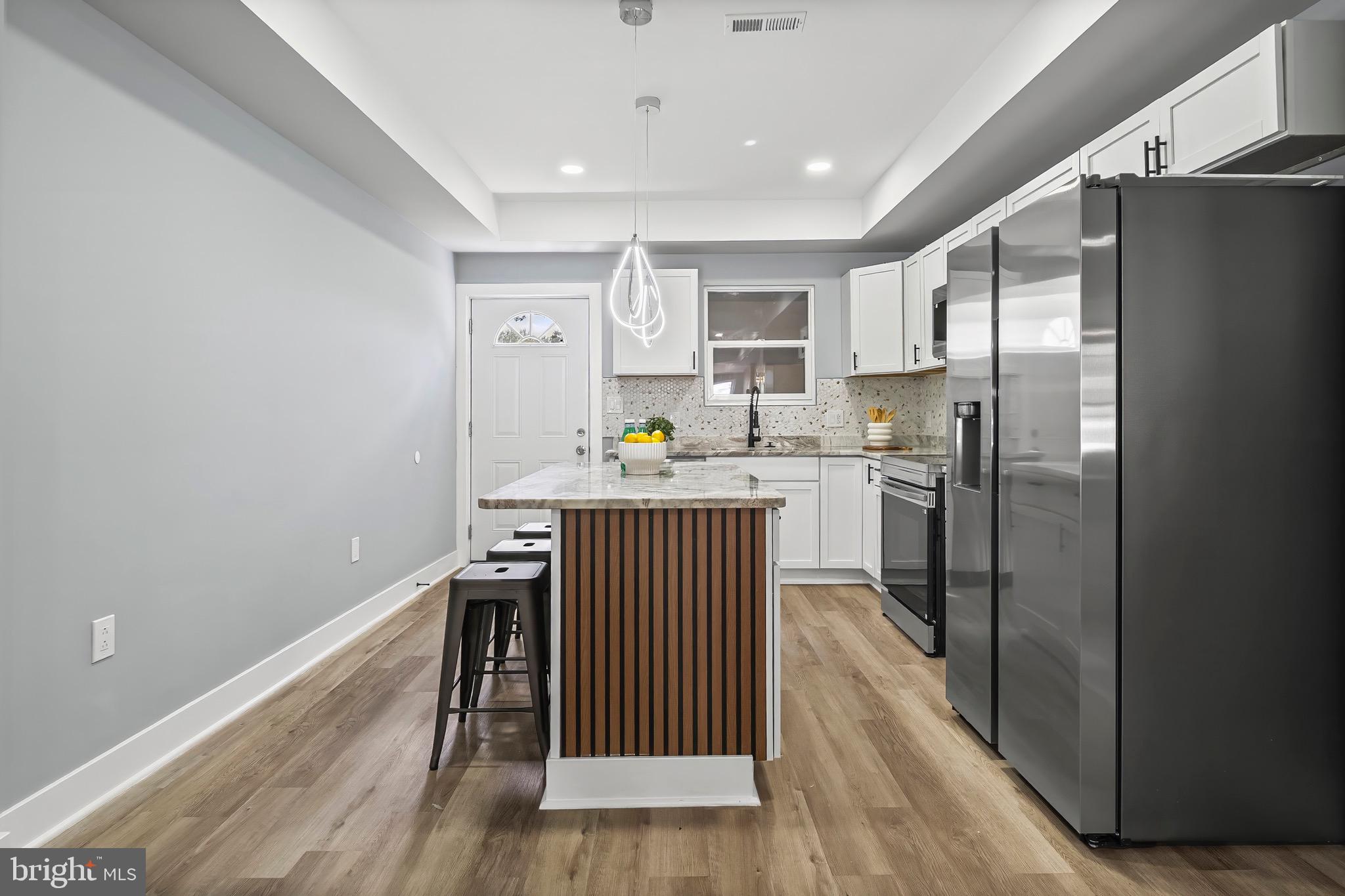 BROADWAY EAST - Residential