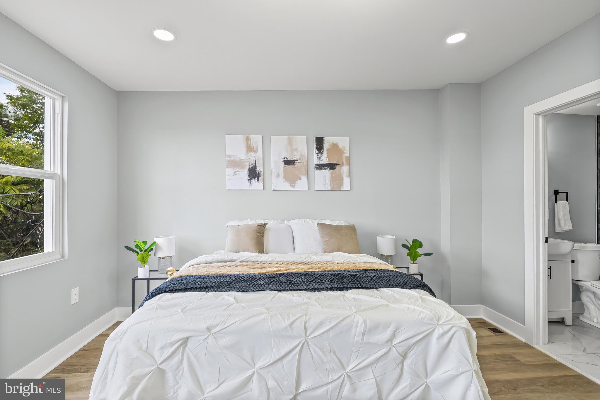 BROADWAY EAST - Residential
