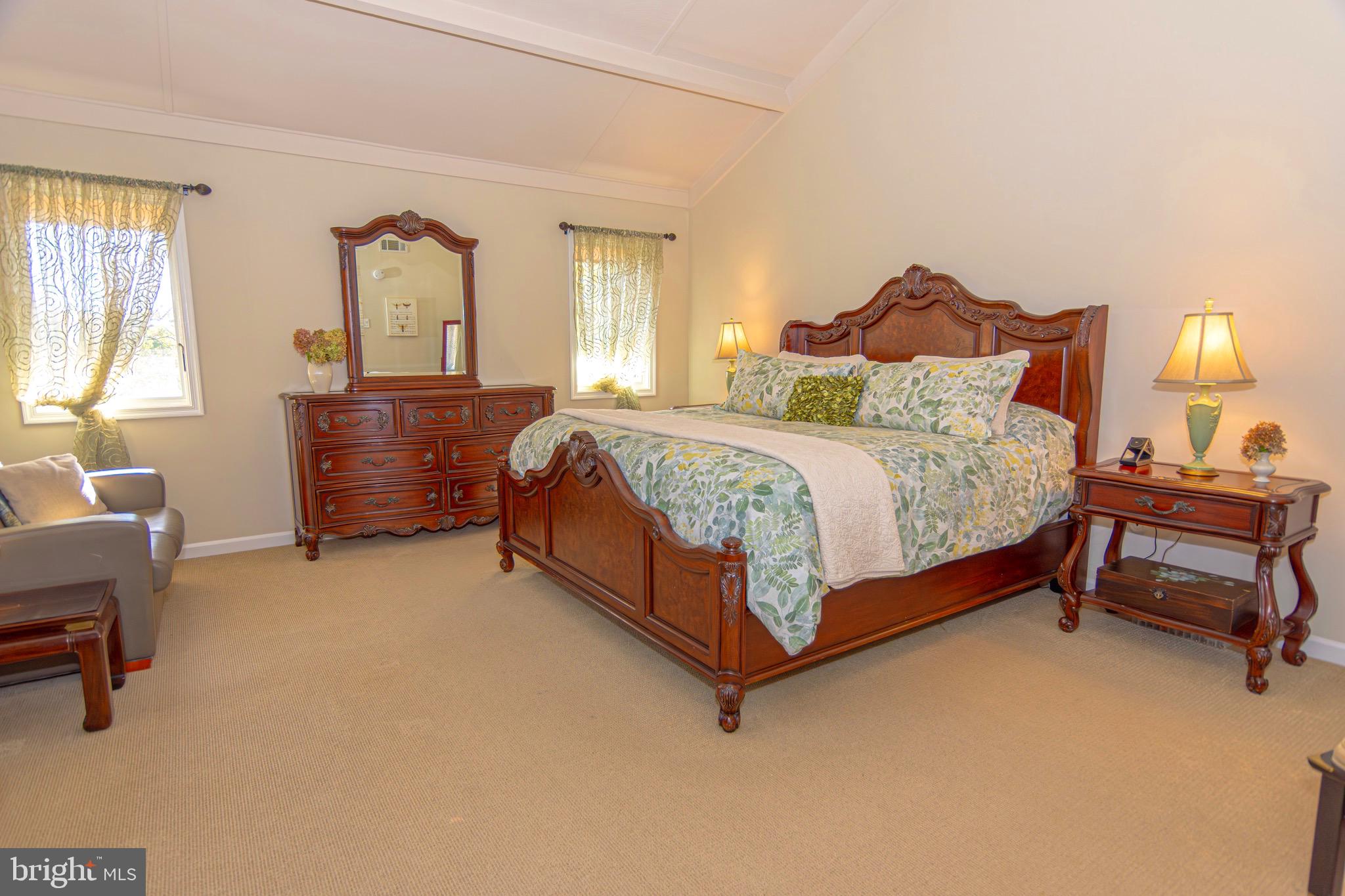 VILLAGE II - Residential