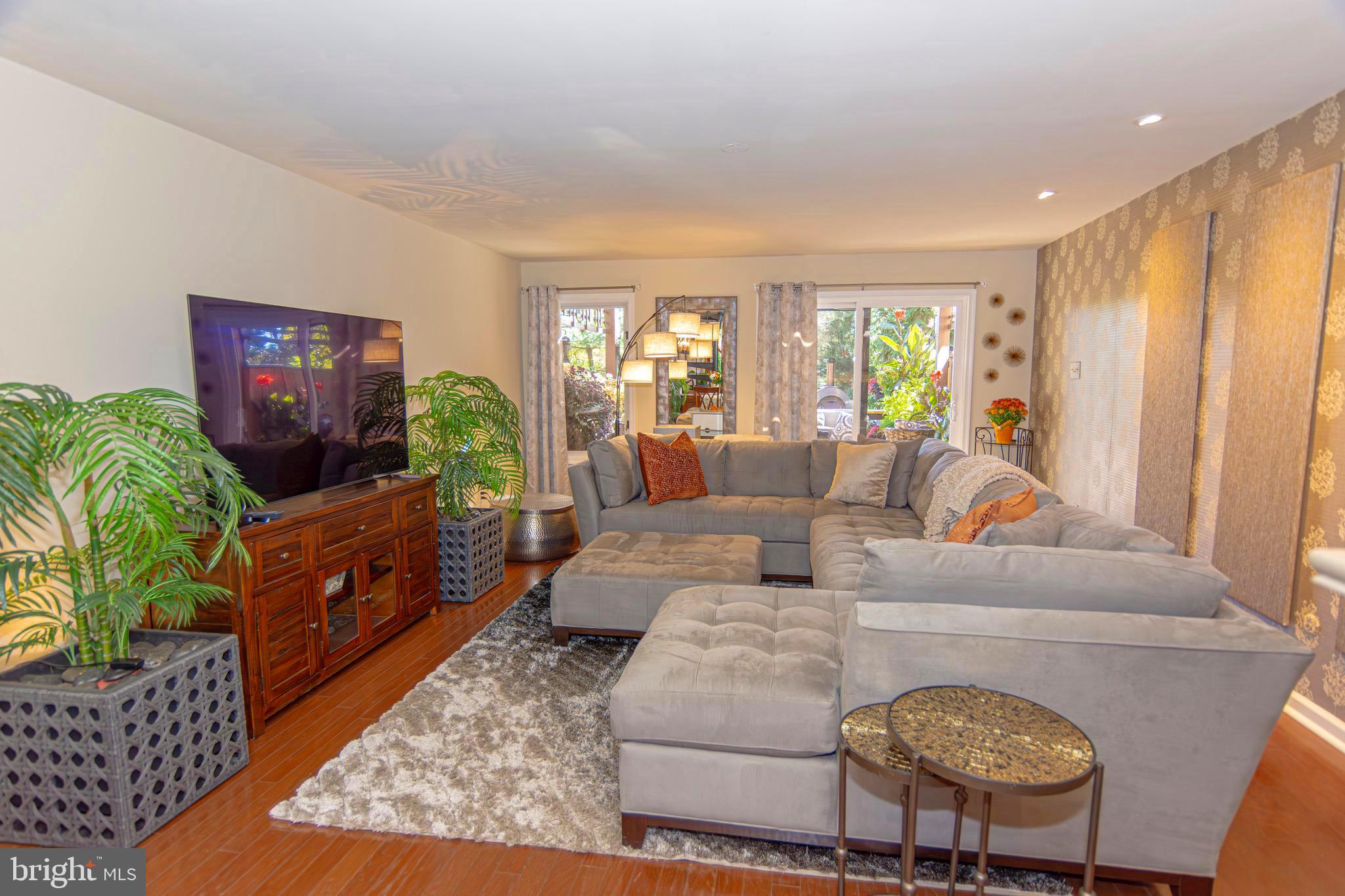 VILLAGE II - Residential