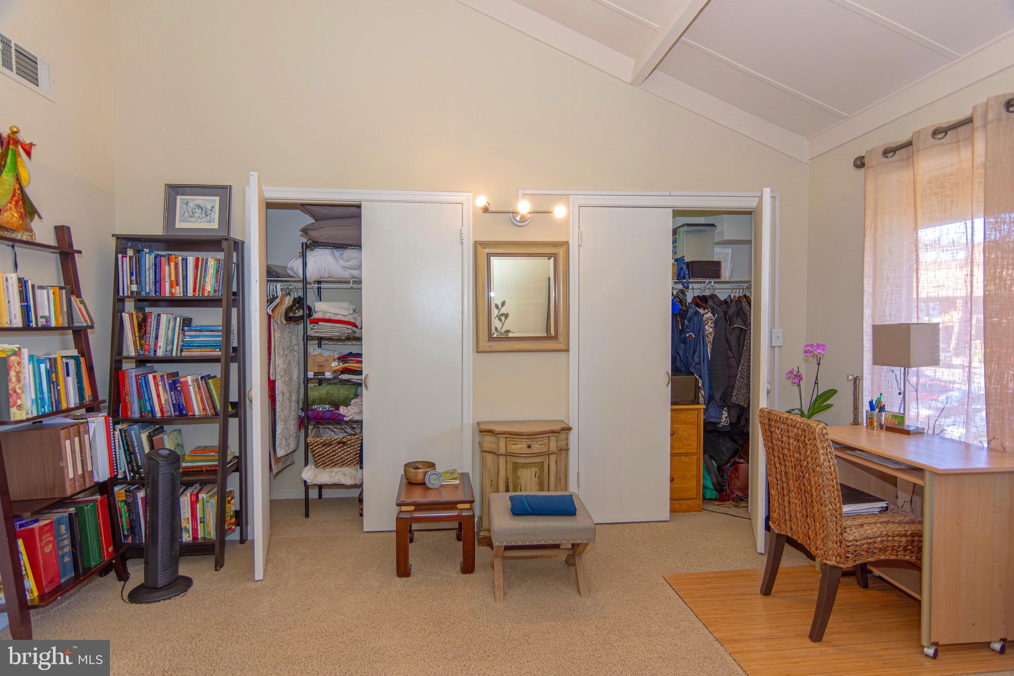 VILLAGE II - Residential