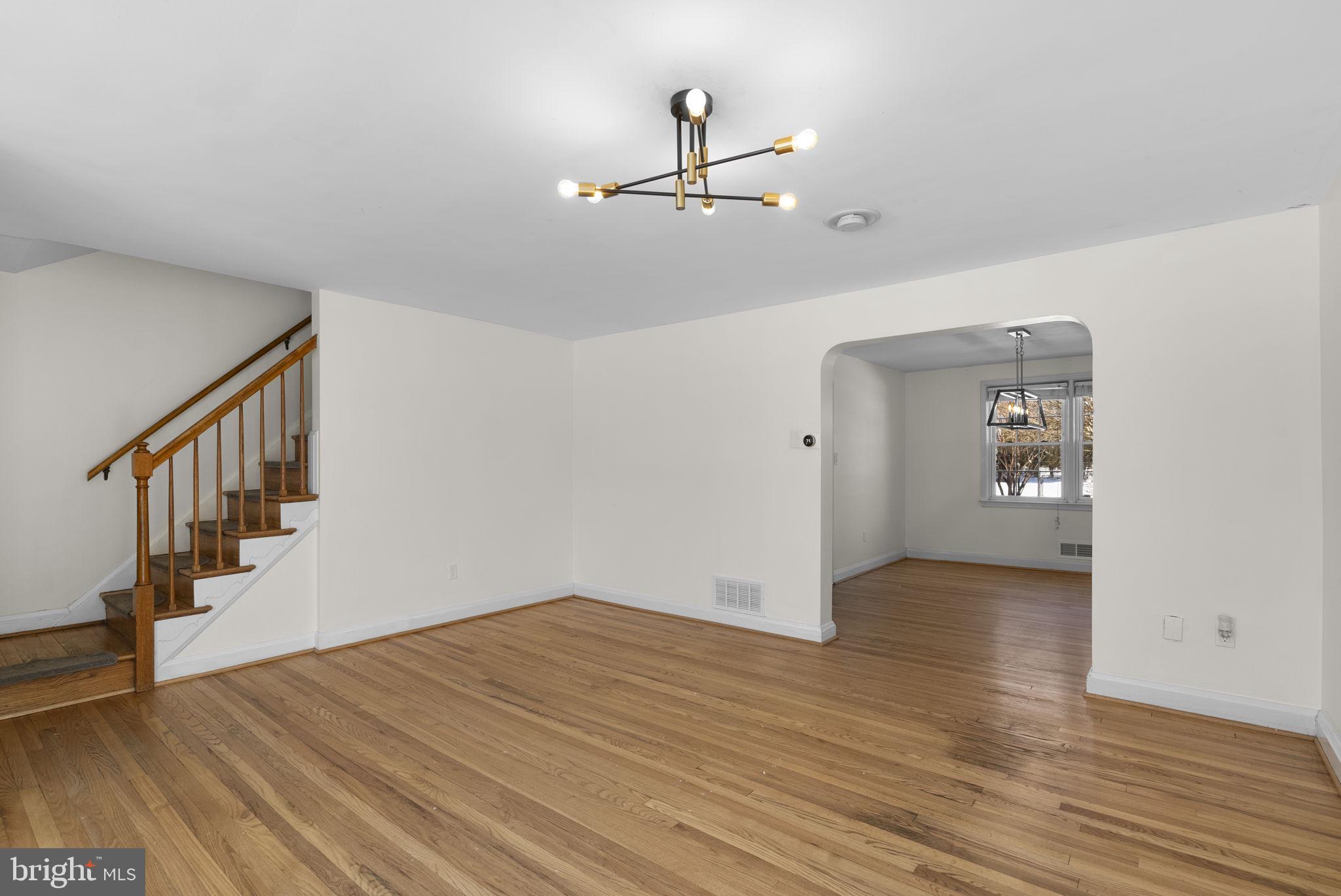 LOCH RAVEN MANOR - Residential