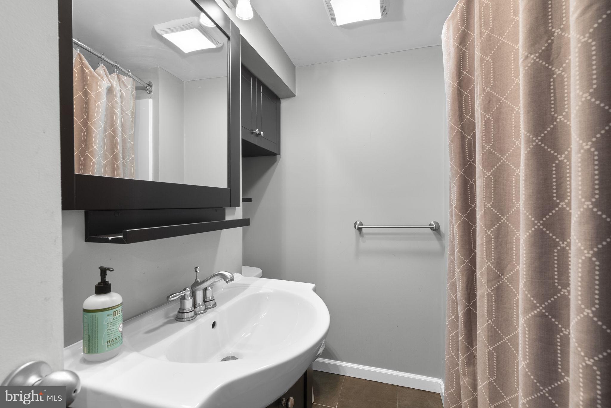 LOCH RAVEN MANOR - Residential