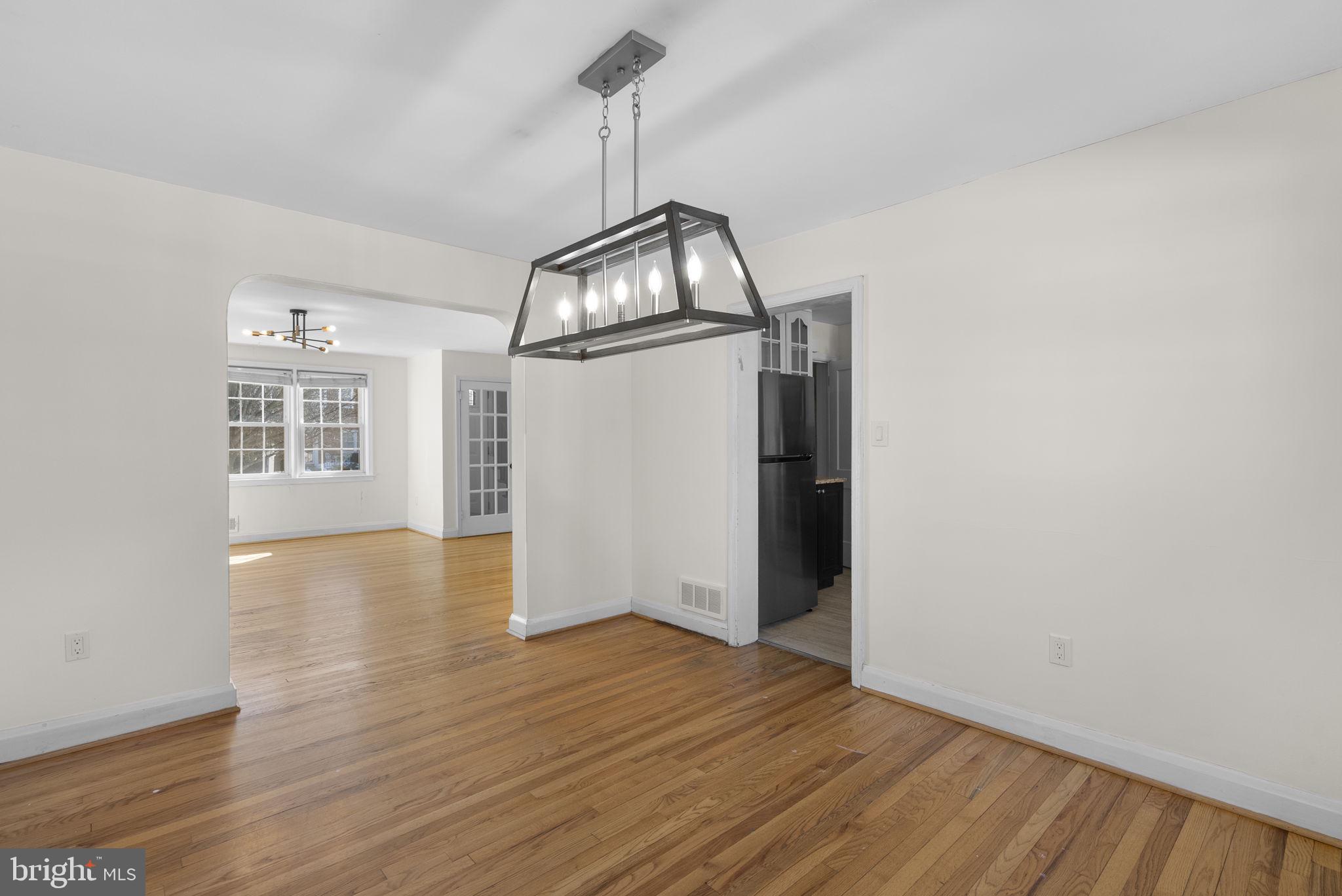 LOCH RAVEN MANOR - Residential