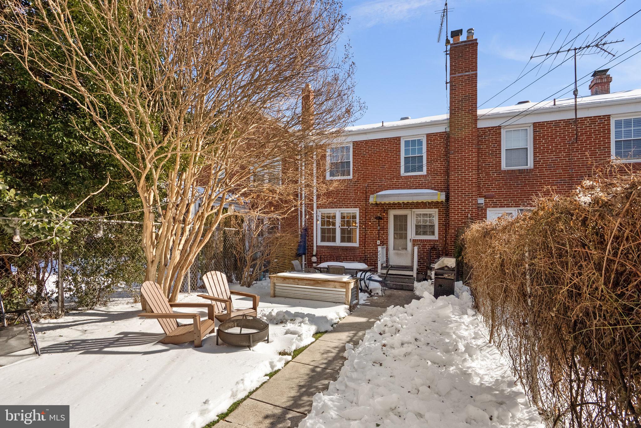 LOCH RAVEN MANOR - Residential