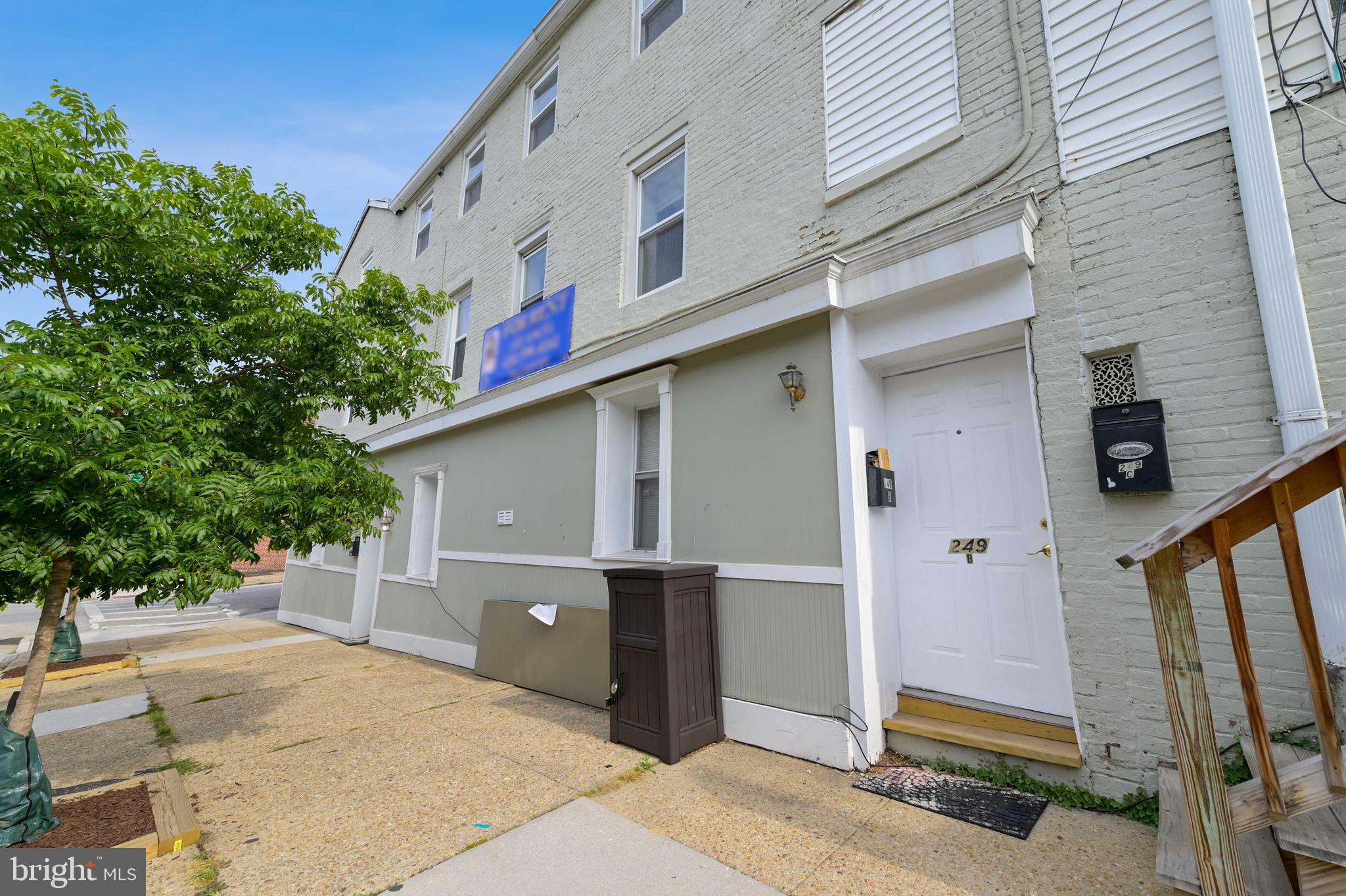 FELLS POINT HISTORIC DISTRICT - Residential Lease