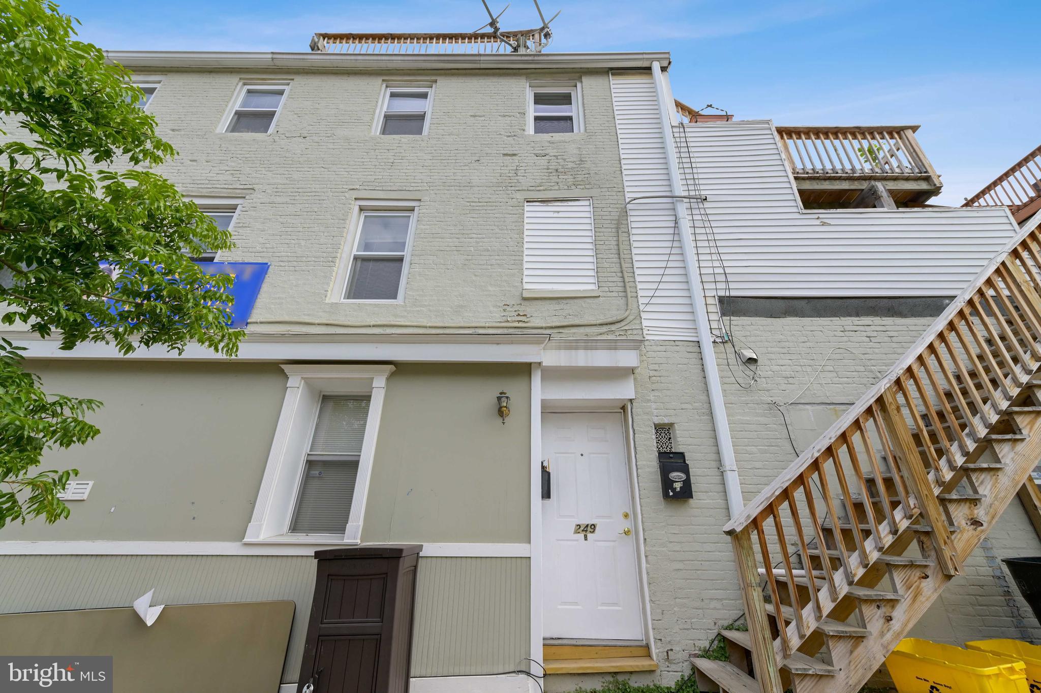 FELLS POINT HISTORIC DISTRICT - Residential Lease