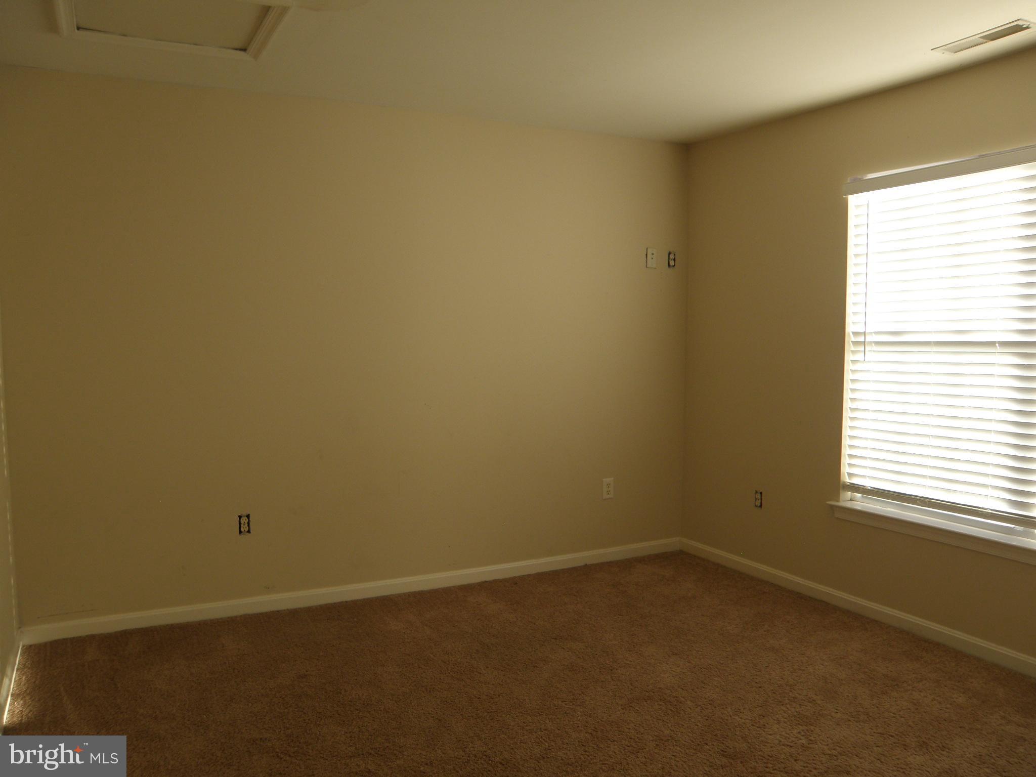 COUNTRY GROVE - Residential