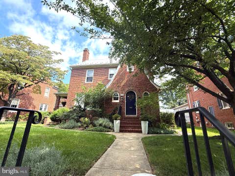 Photo of 303 Fleming Avenue, FREDERICK, MD 21701 (MLS # MDFR2088112)