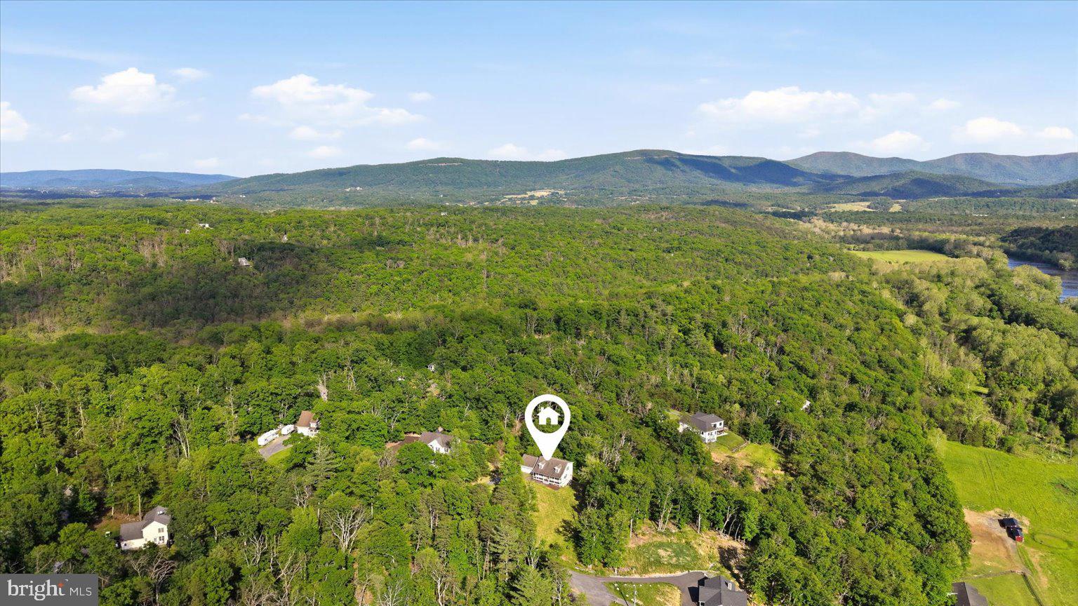 THUNDERBIRD RANCH - Residential