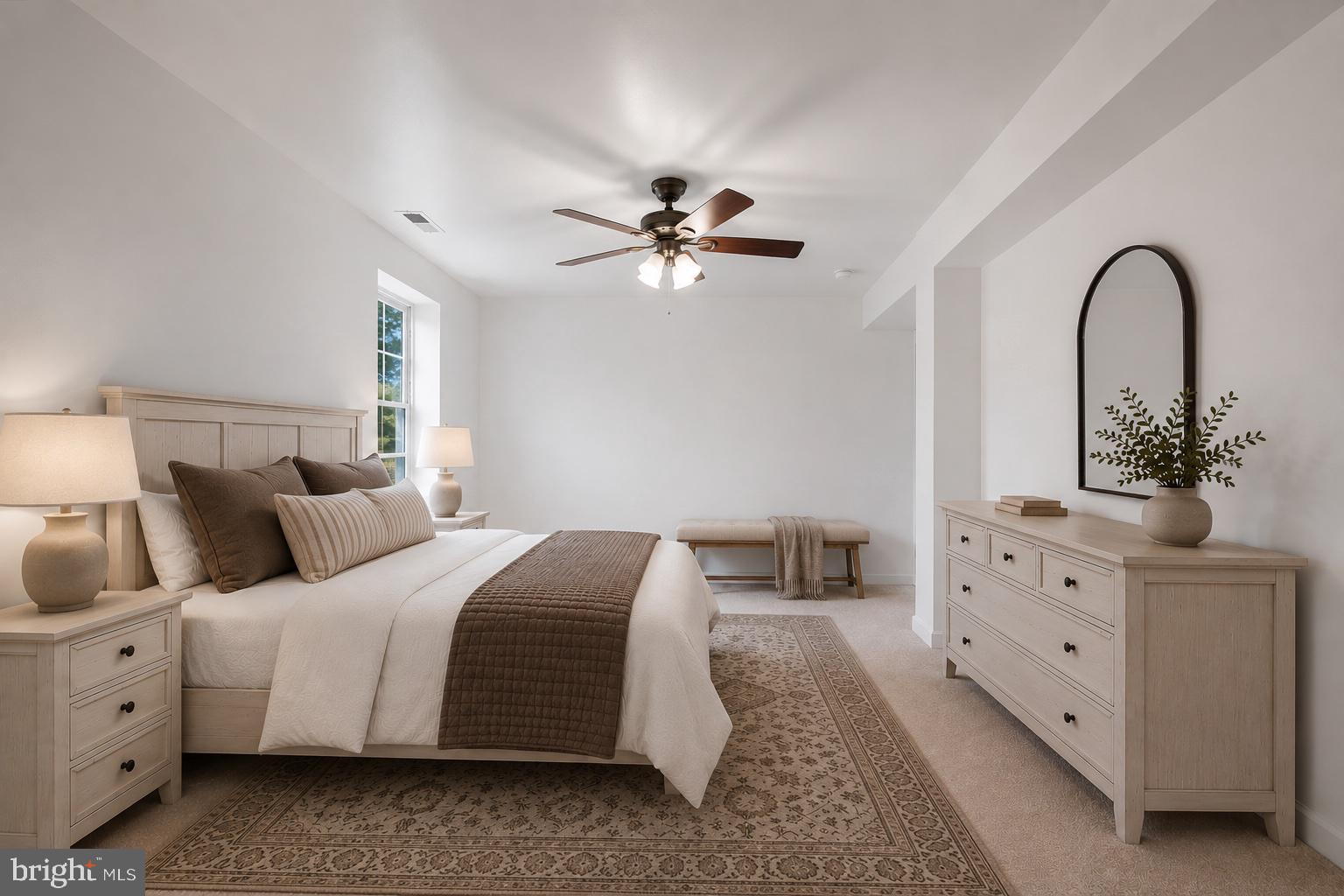 THUNDERBIRD RANCH - Residential