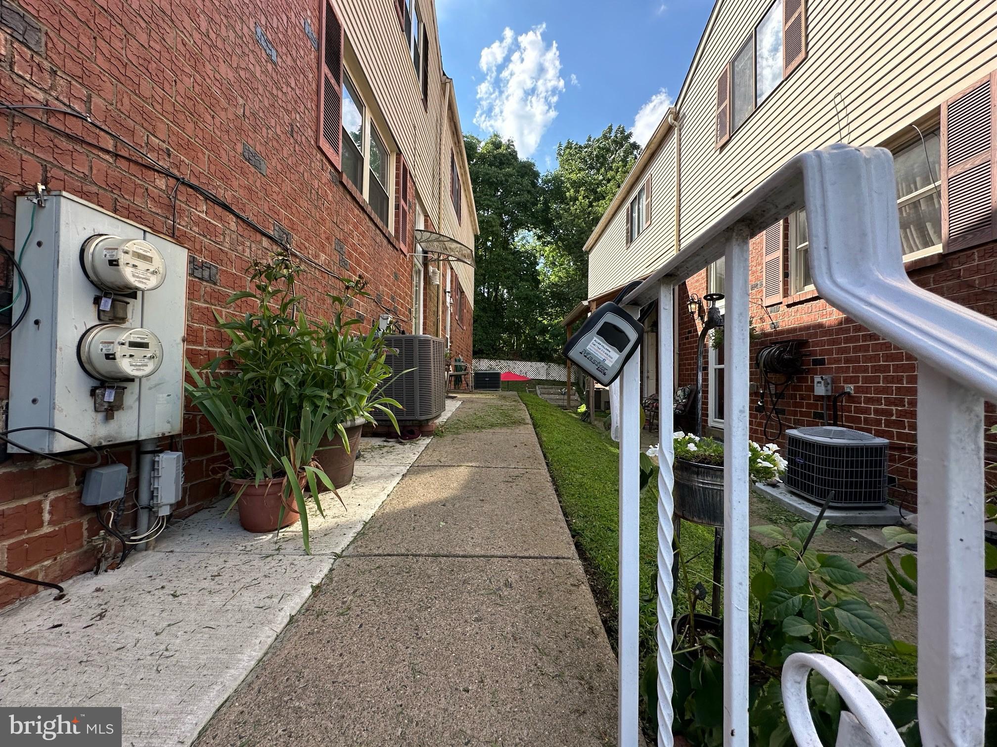 SCOTCHBROOK - Residential