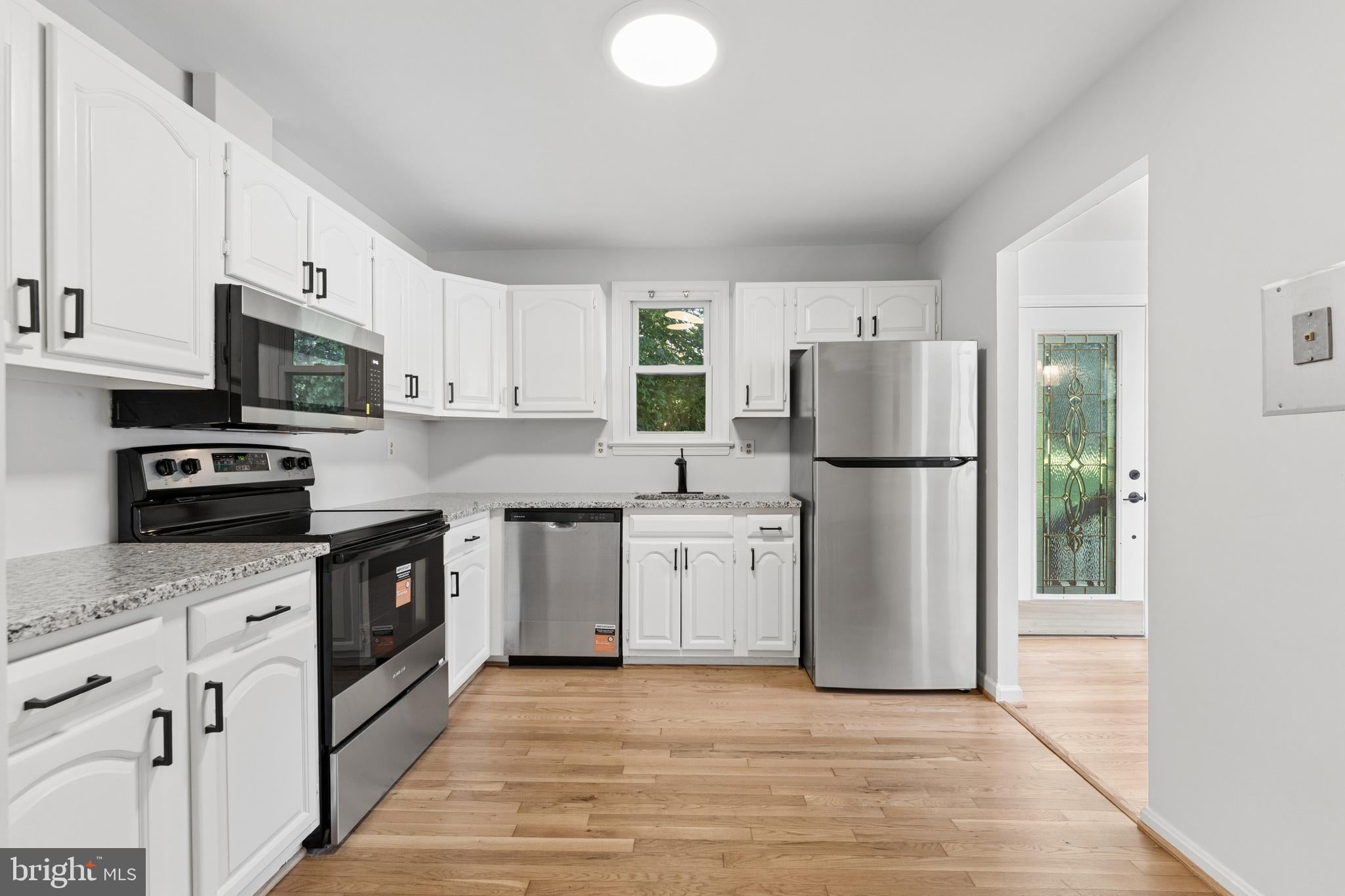 4801 WOODFORD LANE
