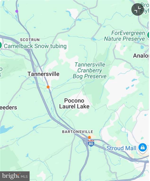 POCONO LAUREL LAKE - Land