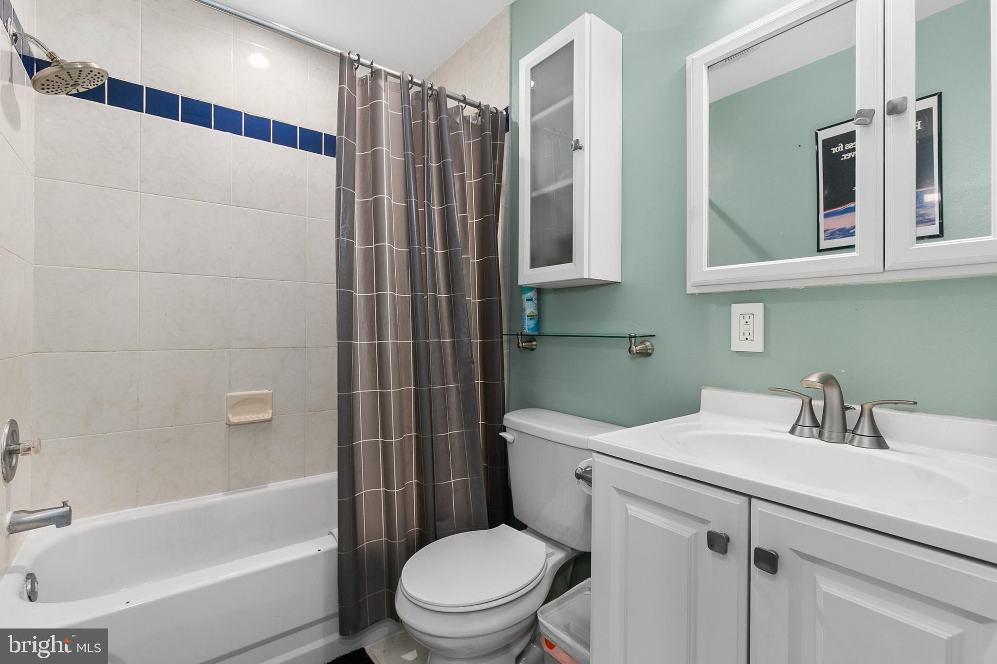 NEWPORT ESTATES - Residential