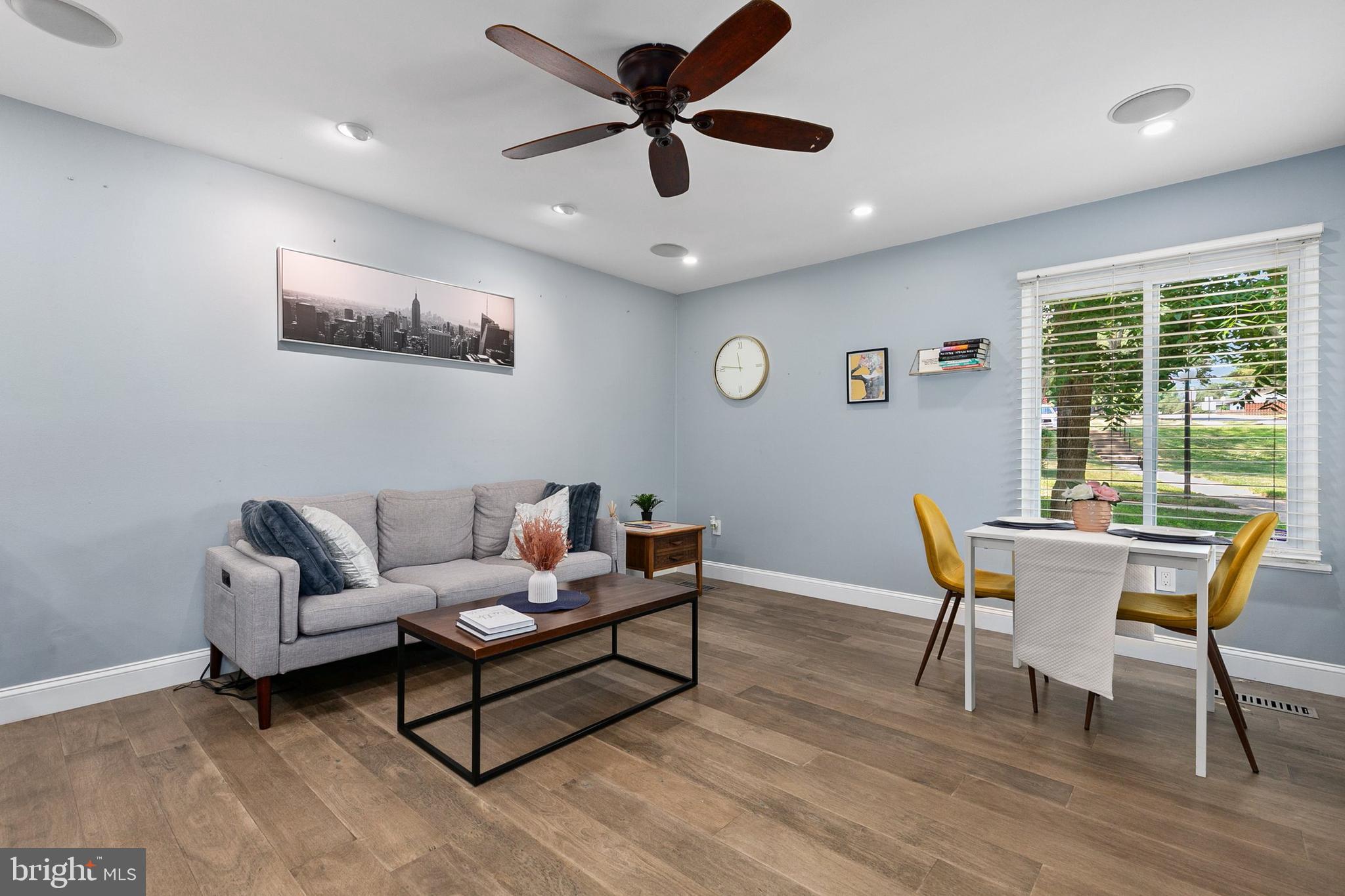 NEWPORT ESTATES - Residential