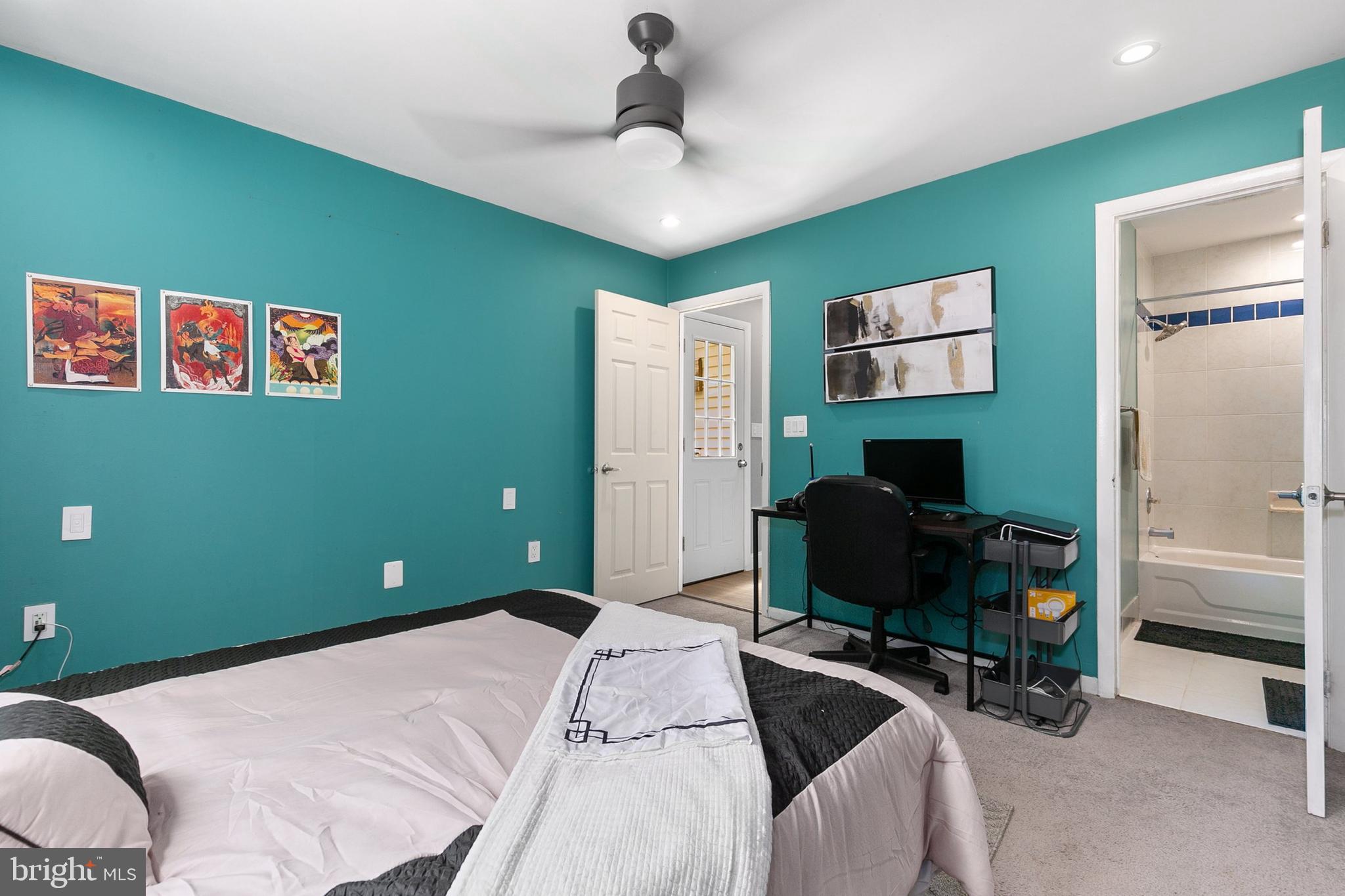 NEWPORT ESTATES - Residential