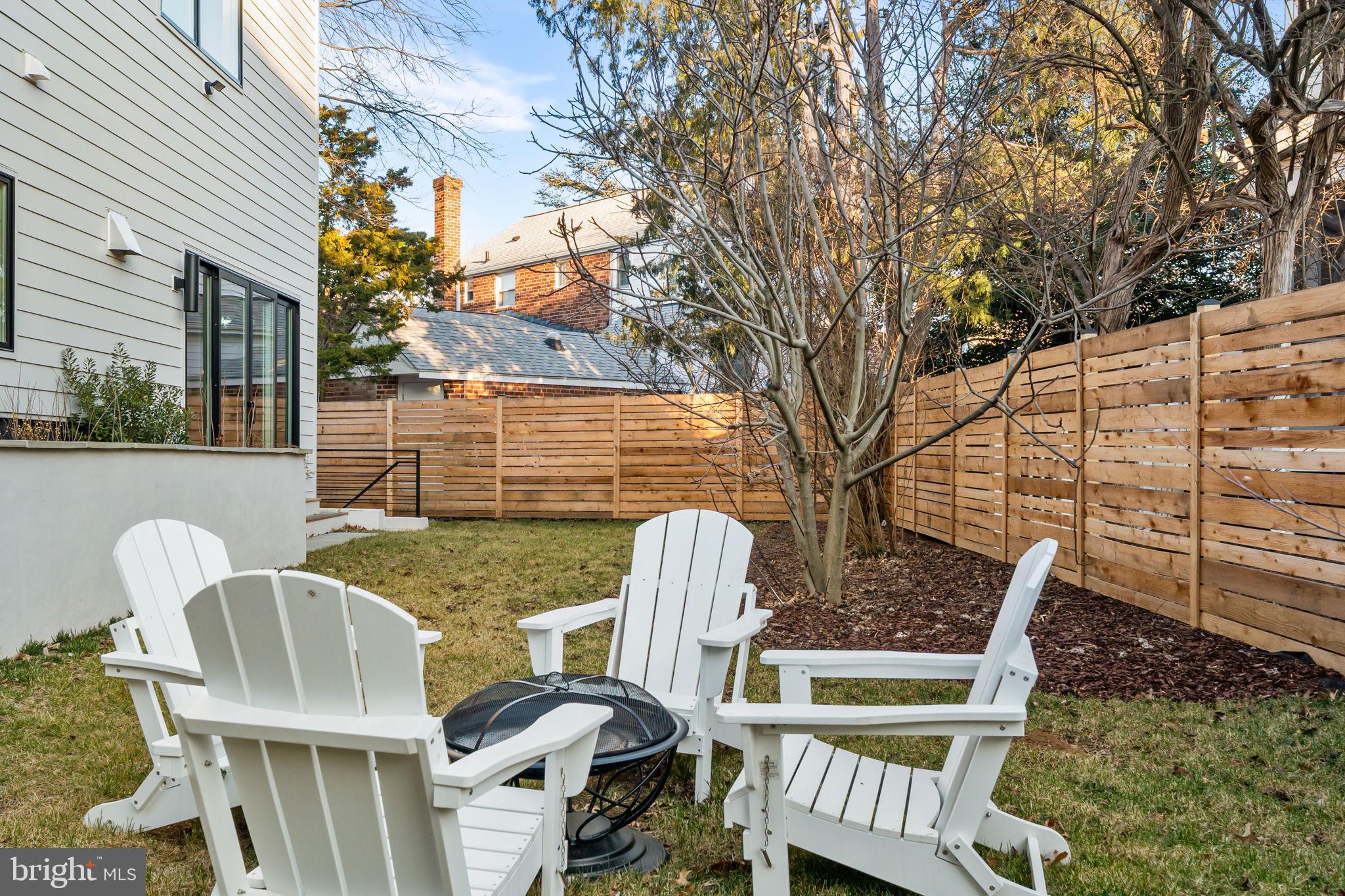 ARLINGTON FOREST - Residential