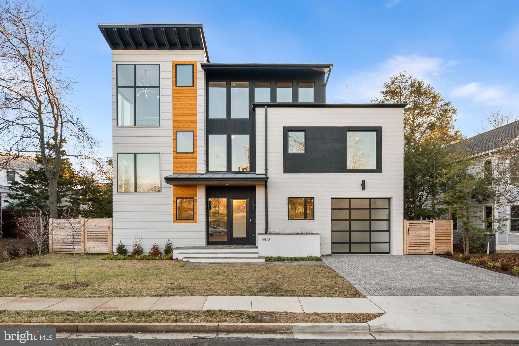 ARLINGTON FOREST - Residential