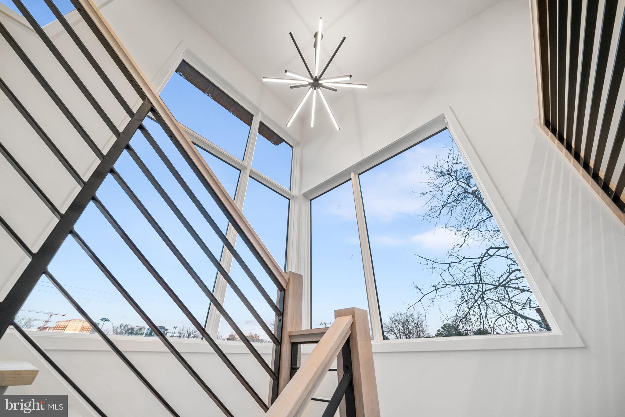 ARLINGTON FOREST - Residential