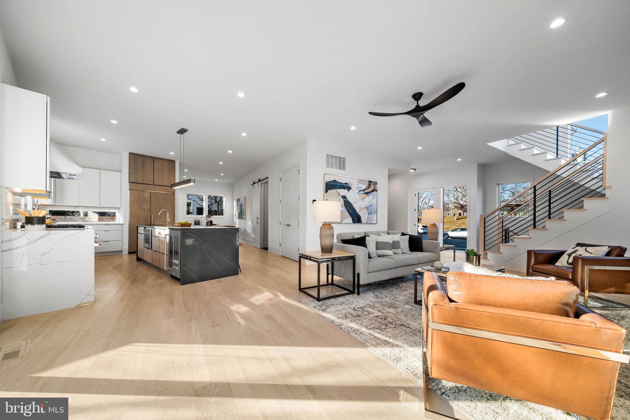 ARLINGTON FOREST - Residential